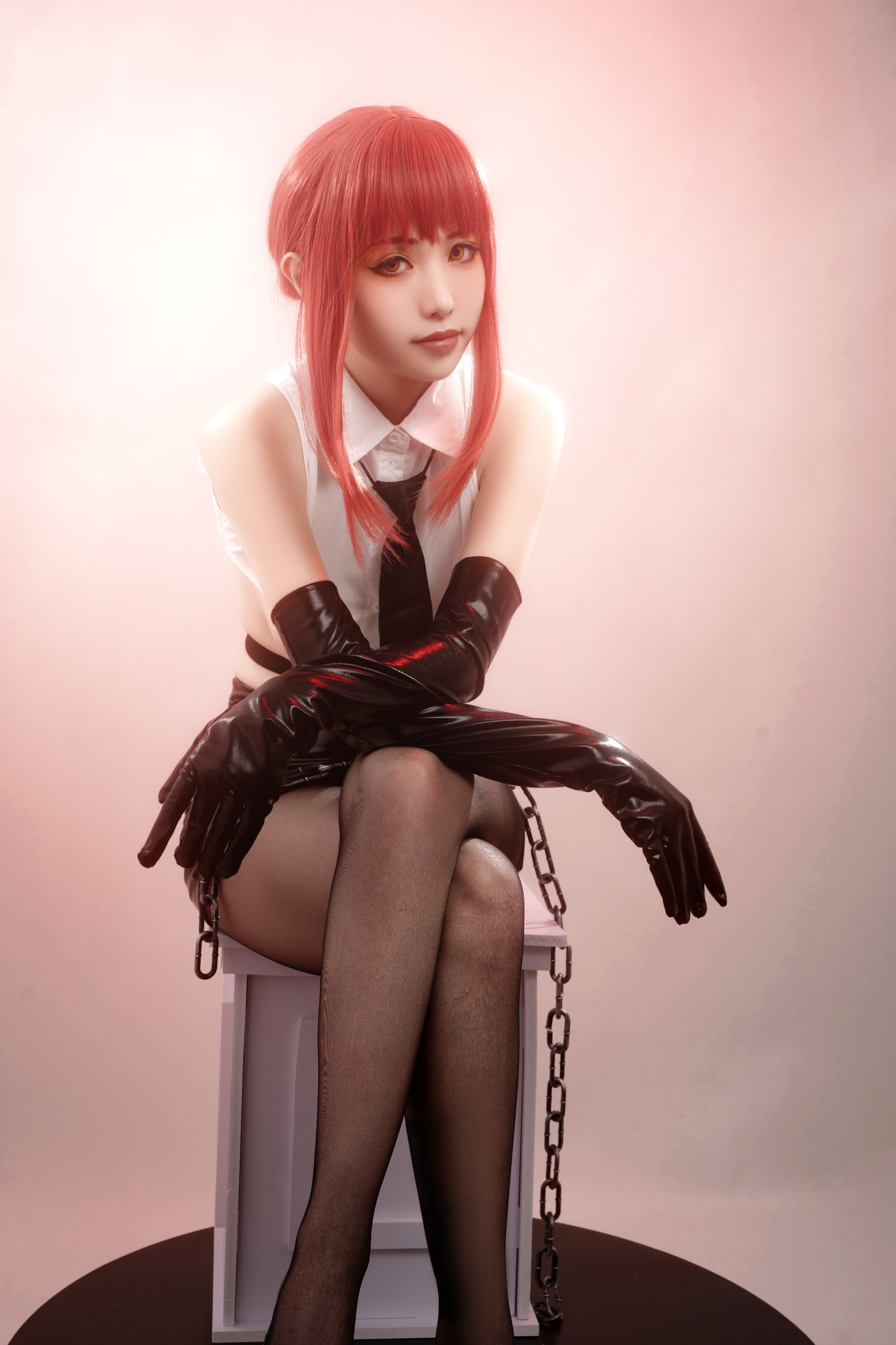 Hornycos - Cosplays đẹp mắt tóc đỏ như người đàn ông cưa máy Makima (Patreon)
