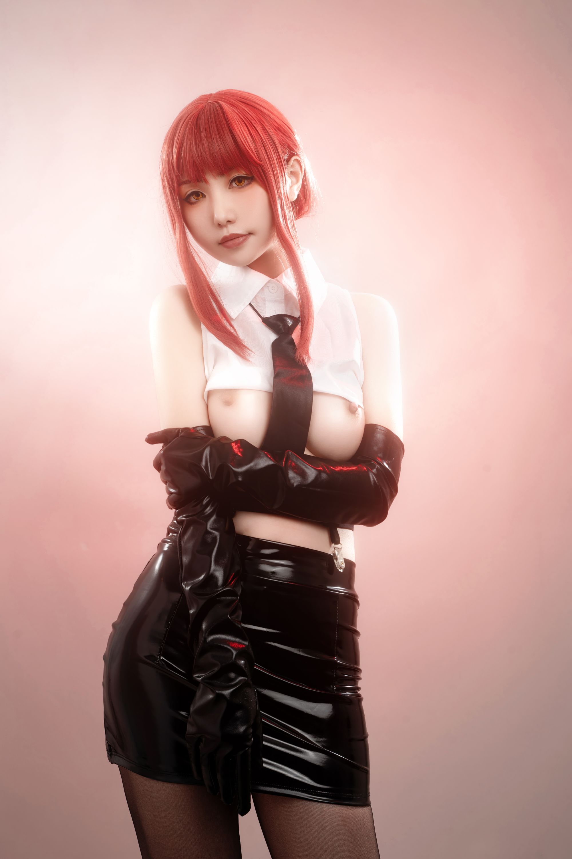 Hornycos - Cosplays đẹp mắt tóc đỏ như người đàn ông cưa máy Makima (Patreon)