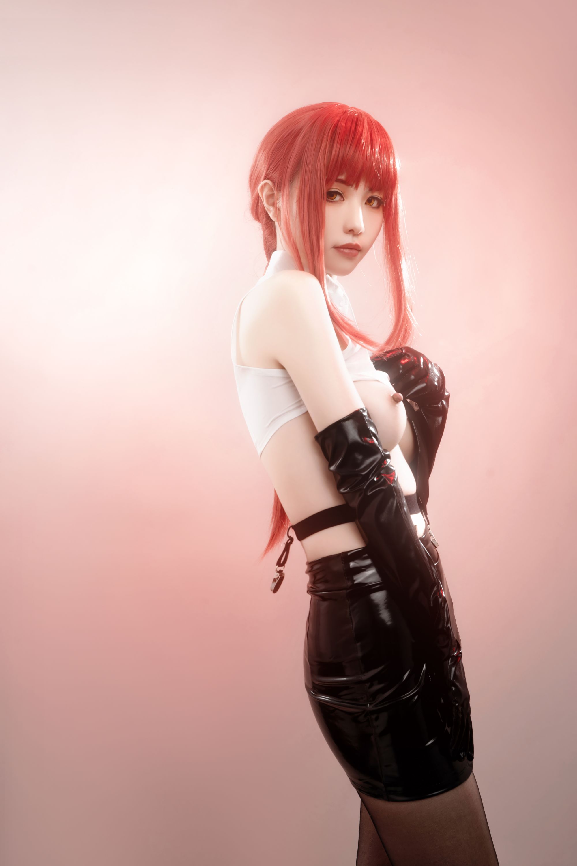 Hornycos - Cosplays đẹp mắt tóc đỏ như người đàn ông cưa máy Makima (Patreon)