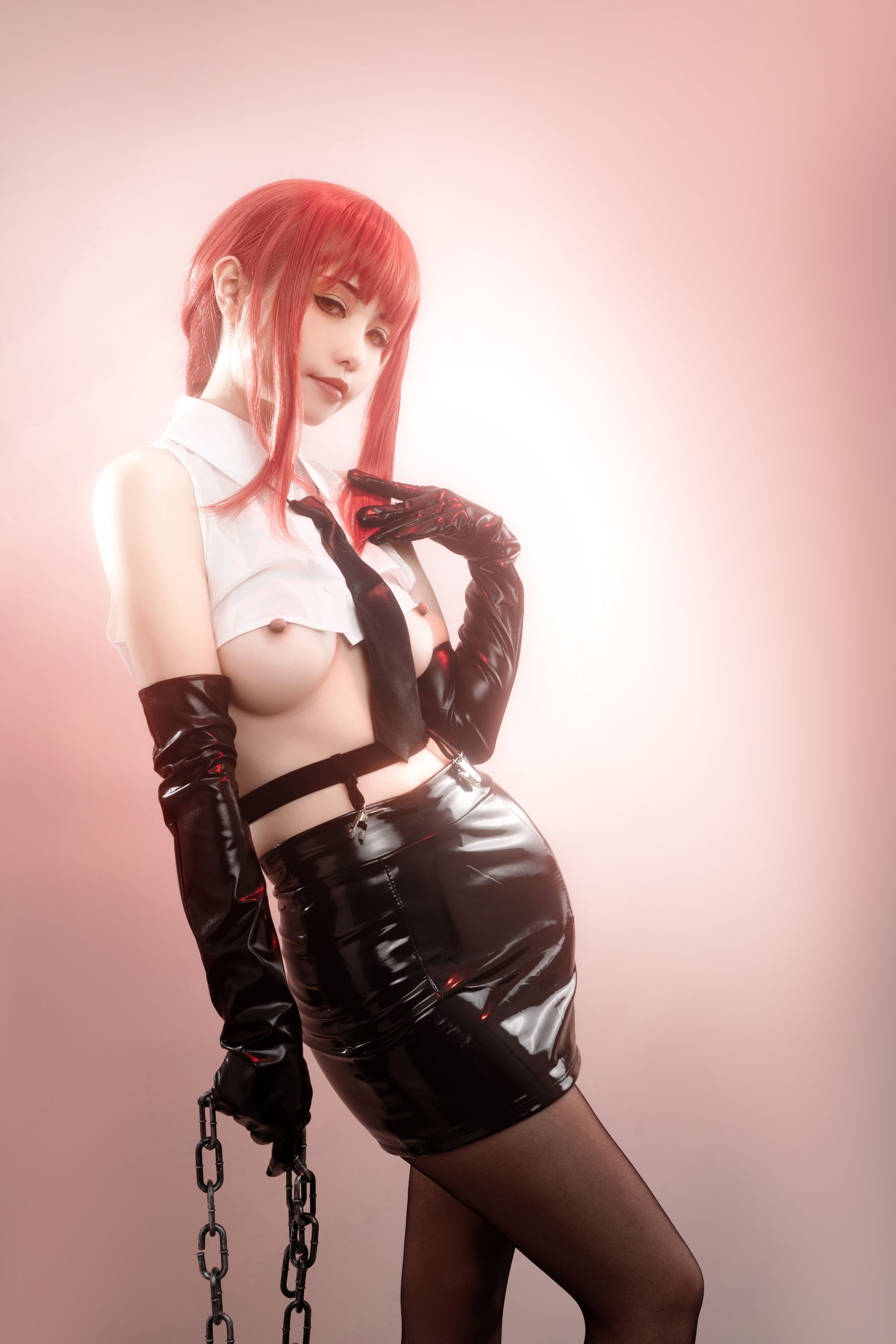 Hornycos - Cosplays đẹp mắt tóc đỏ như người đàn ông cưa máy Makima (Patreon)