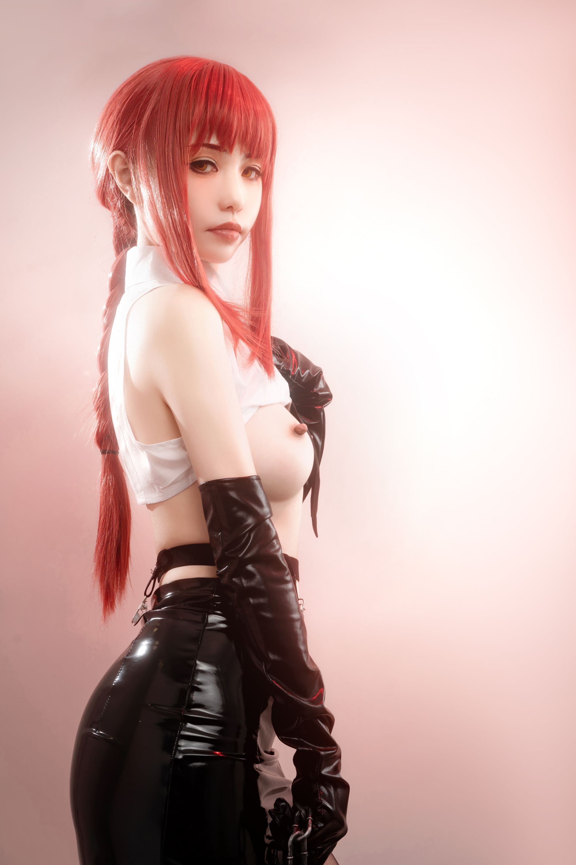 Hornycos - Cosplays đẹp mắt tóc đỏ như người đàn ông cưa máy Makima (Patreon)