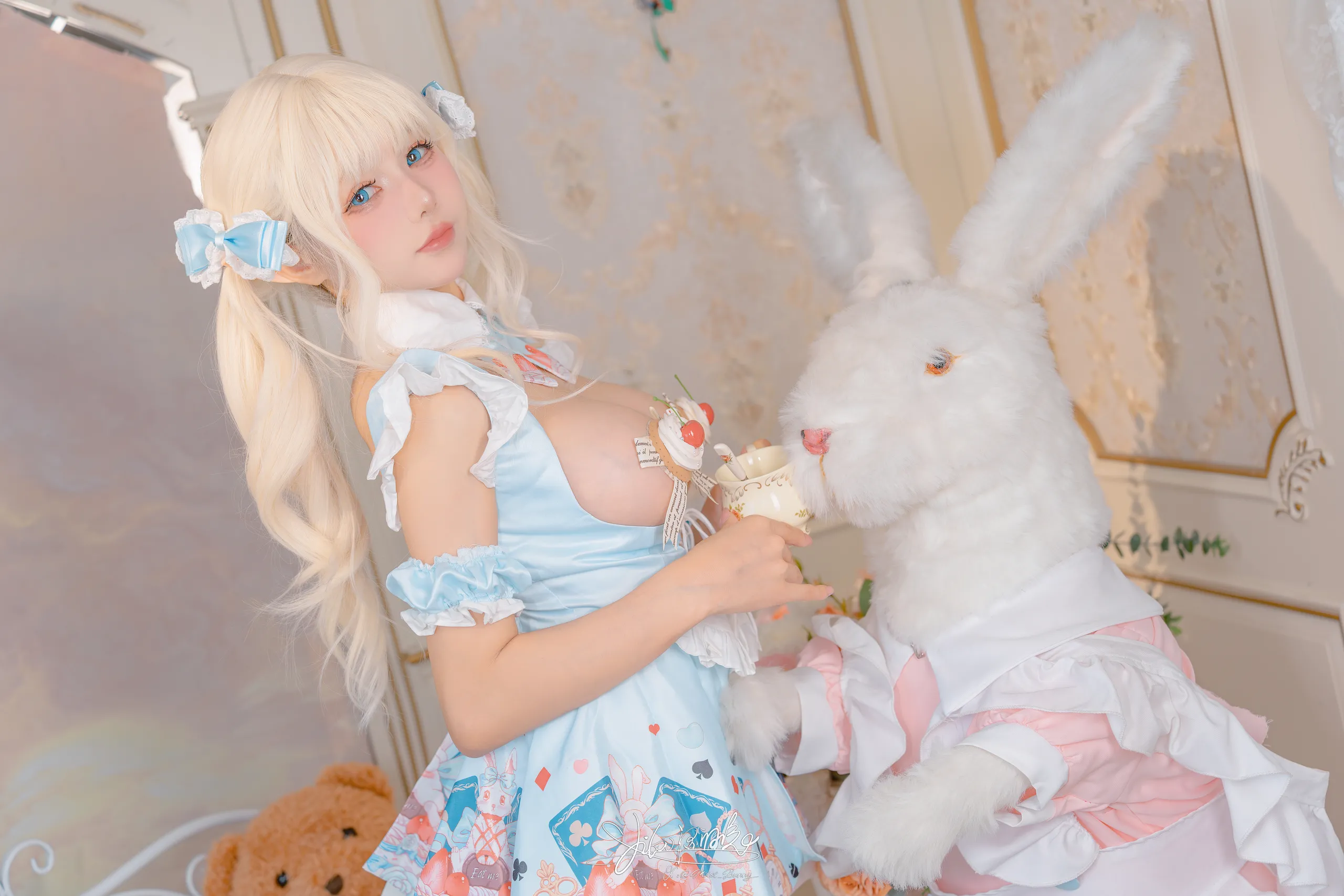 Yiko dưỡng ẩm Rabbit - Alice Cake