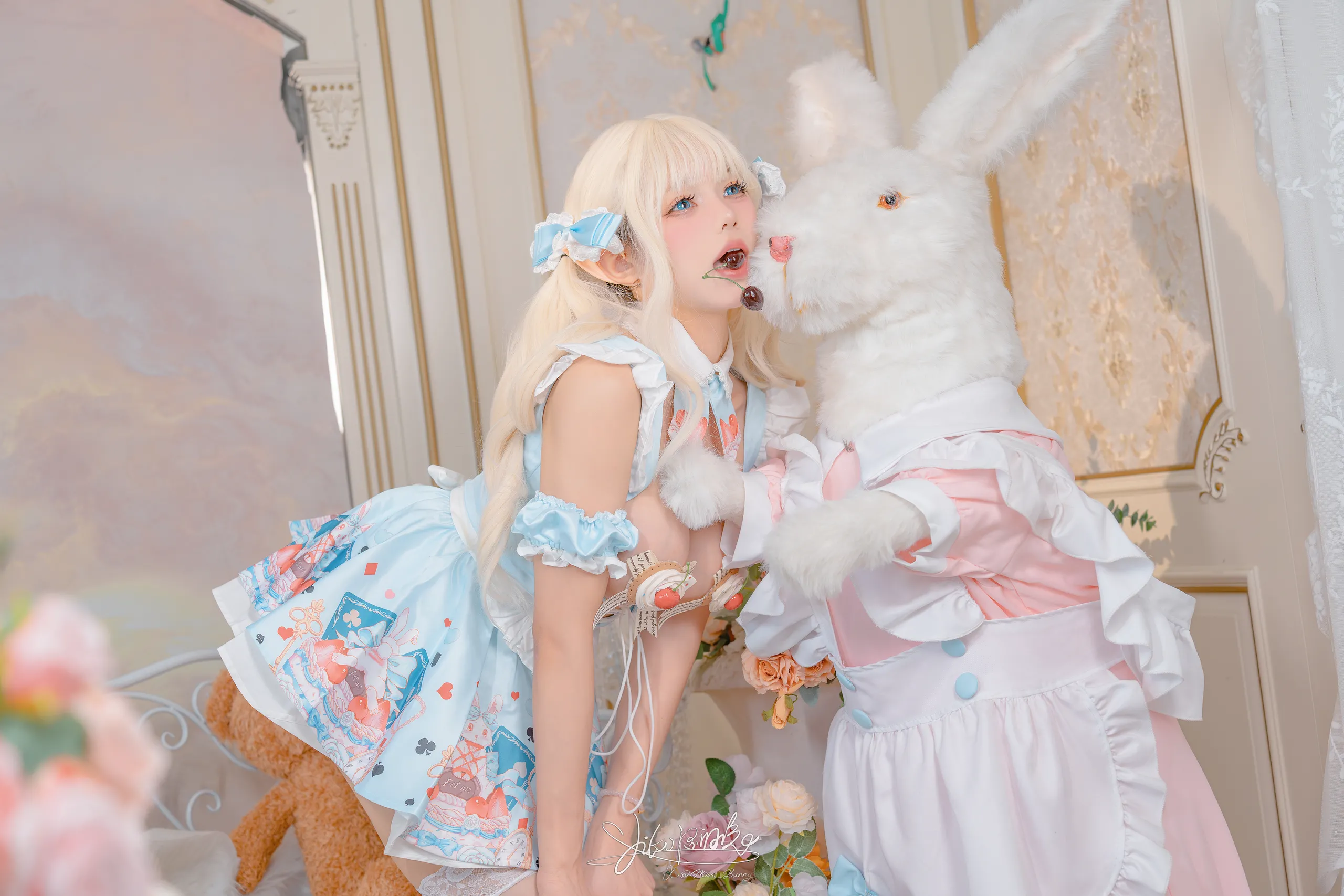 Yiko dưỡng ẩm Rabbit - Alice Cake