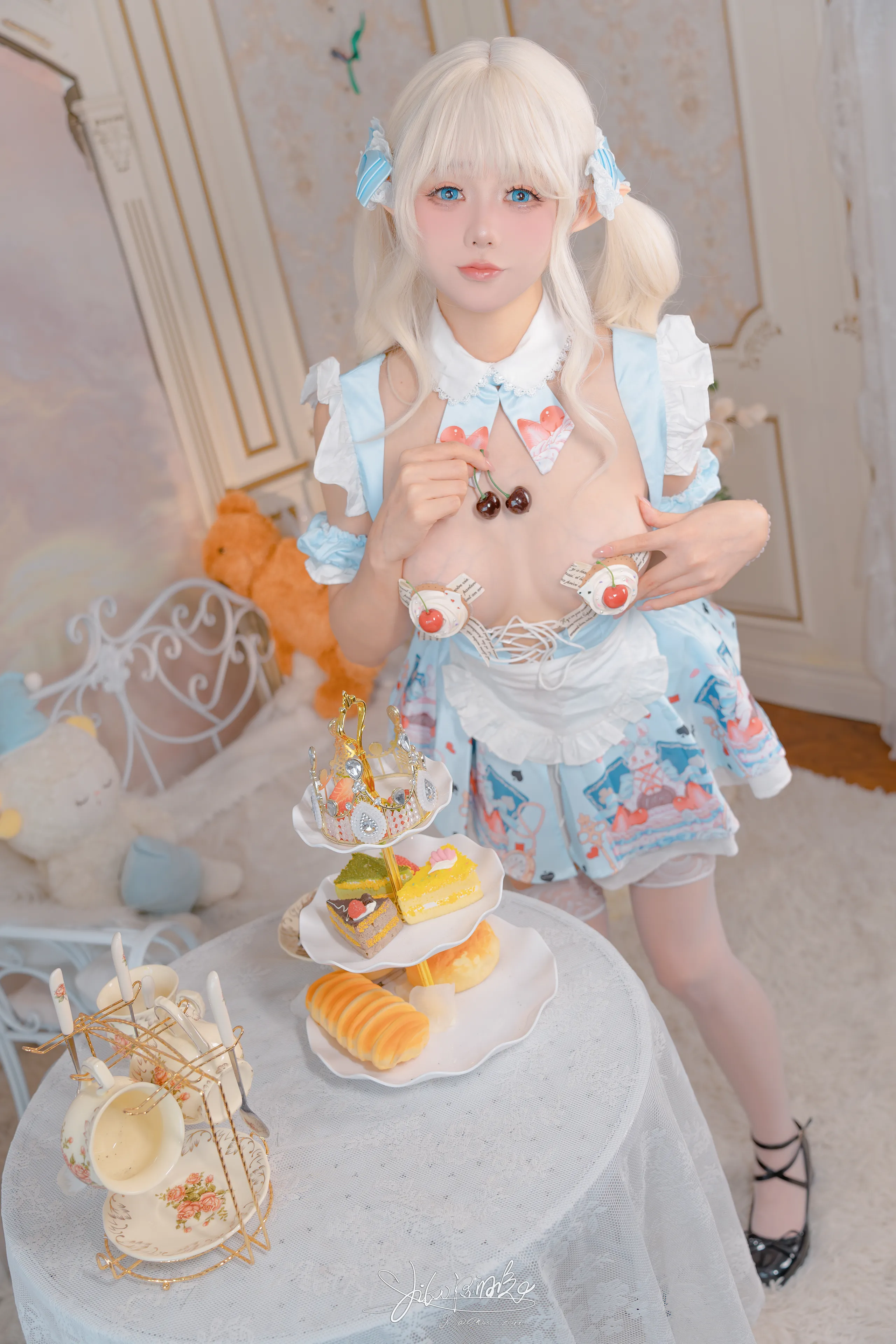 Yiko dưỡng ẩm Rabbit - Alice Cake