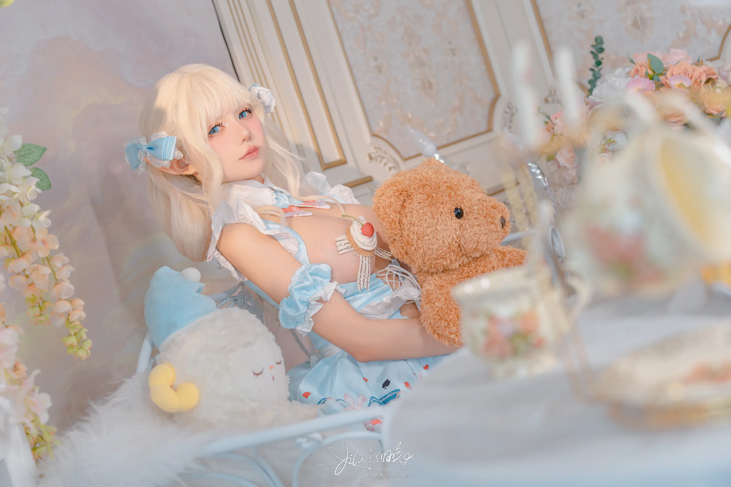 Yiko dưỡng ẩm Rabbit - Alice Cake
