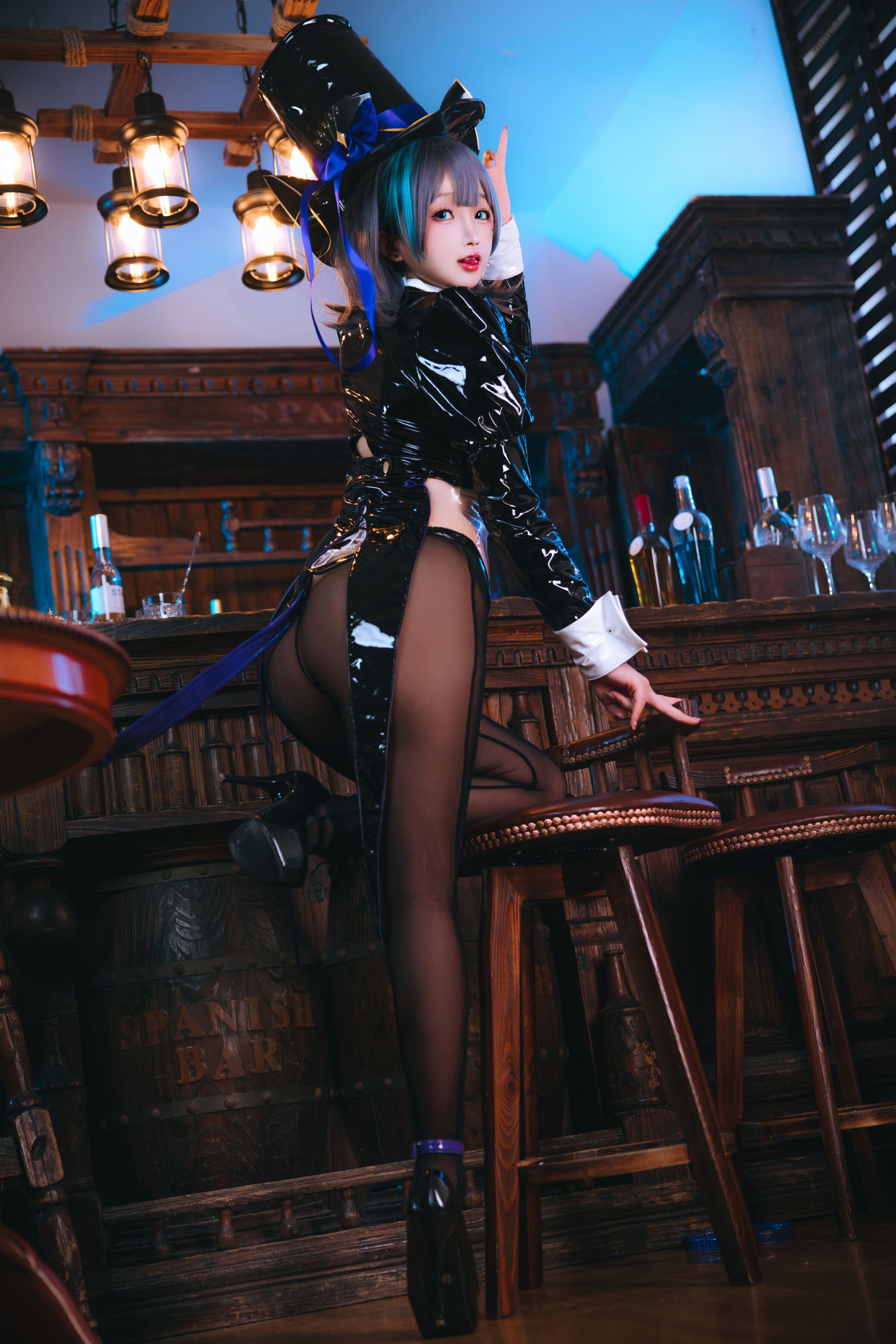 Hinako - Cheshire Magician