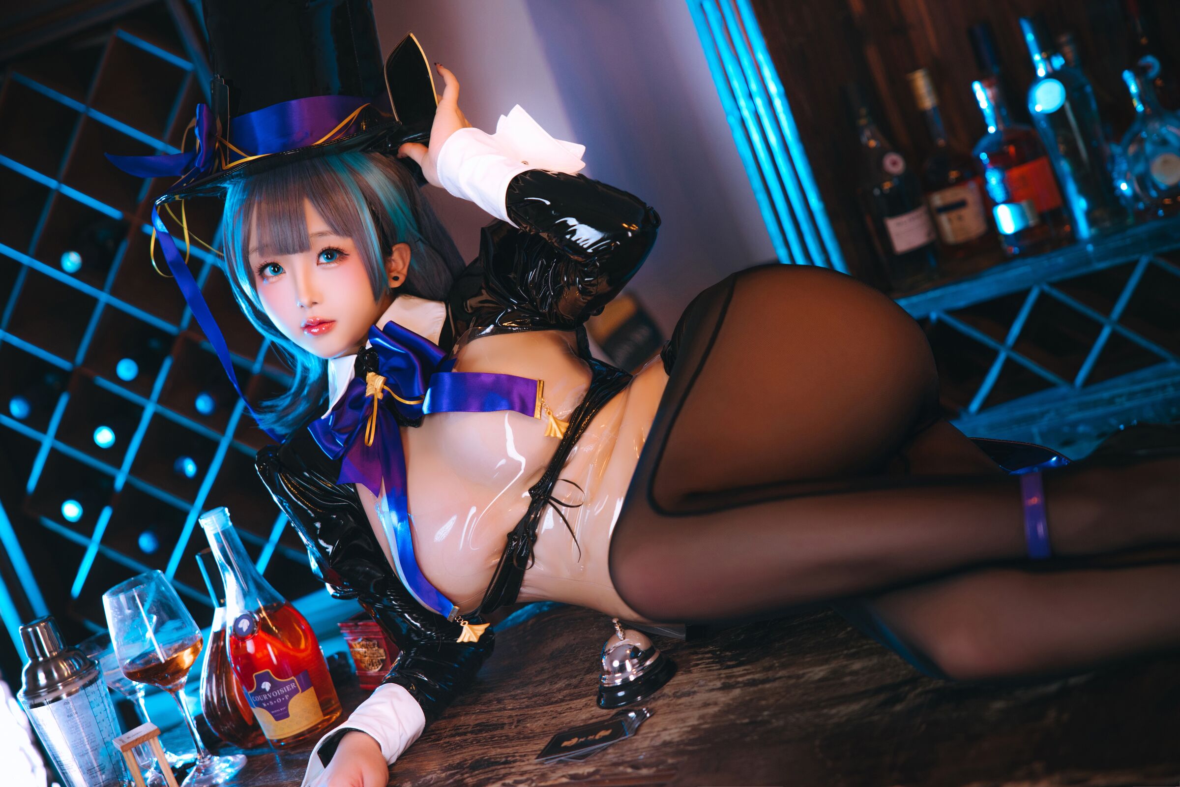 Hinako - Cheshire Magician