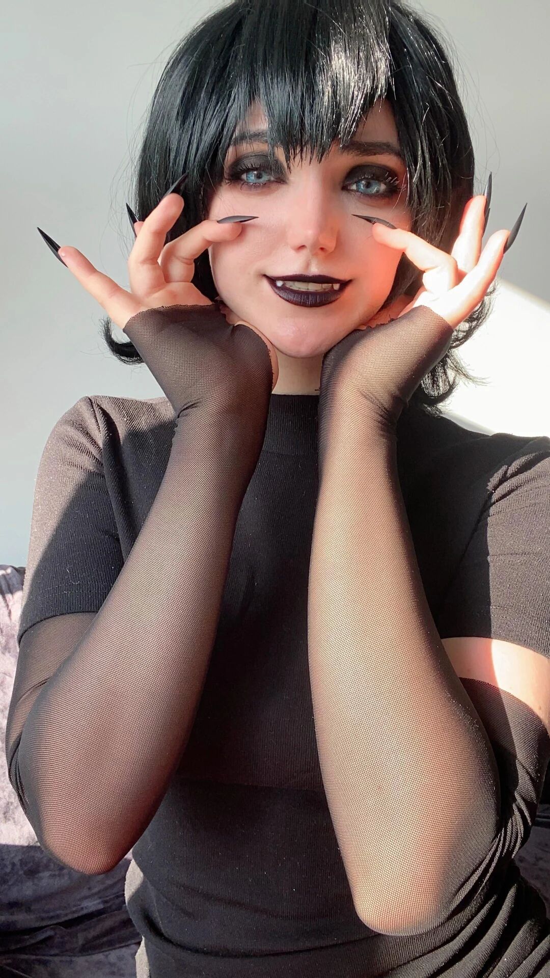 Fleurxy - Mavis Dracula
