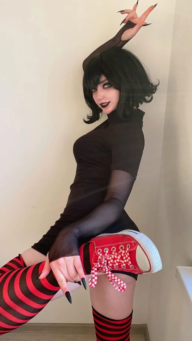 Fleurxy - Mavis Dracula