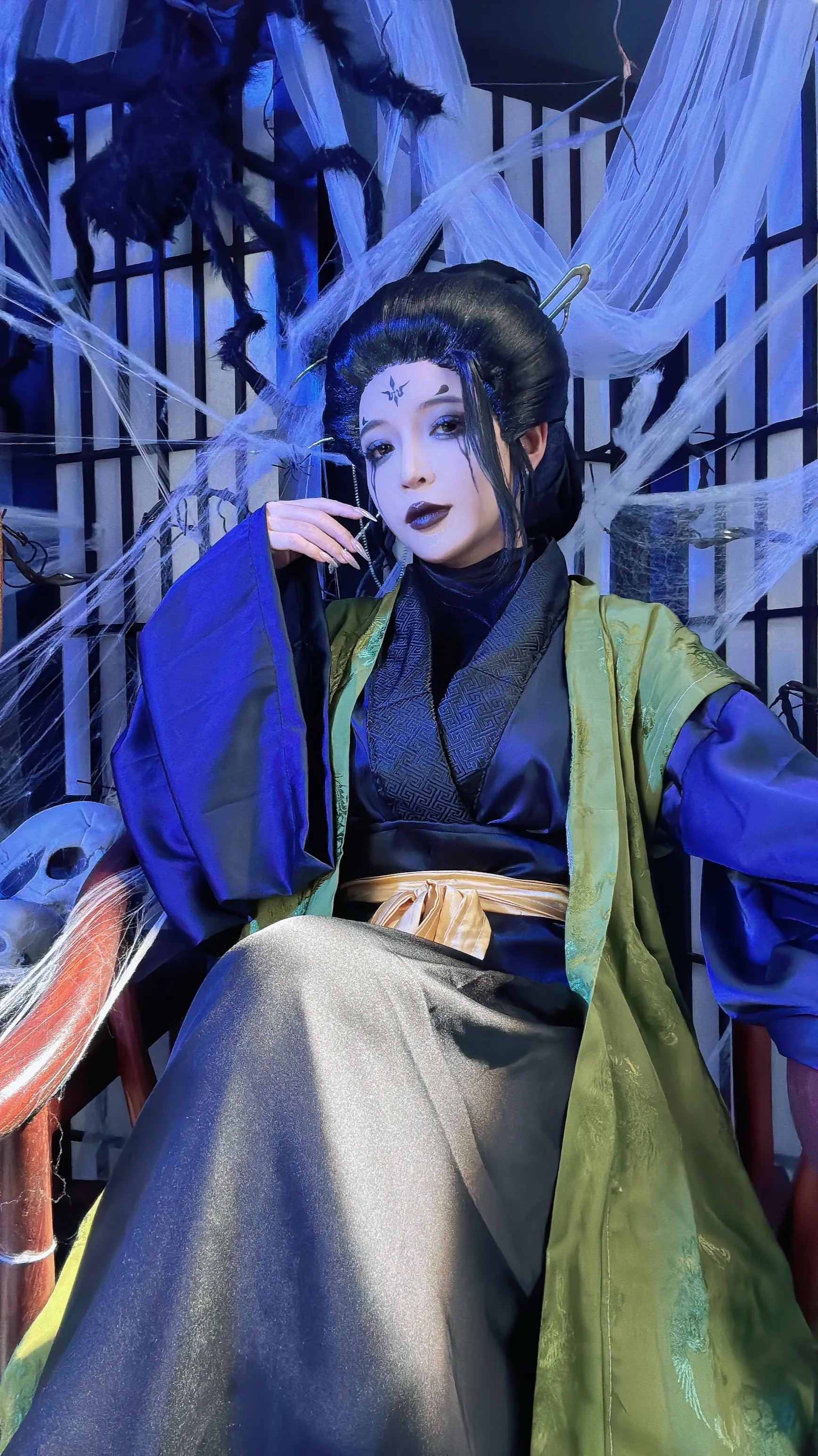 Umeko J - chị gái thứ tư