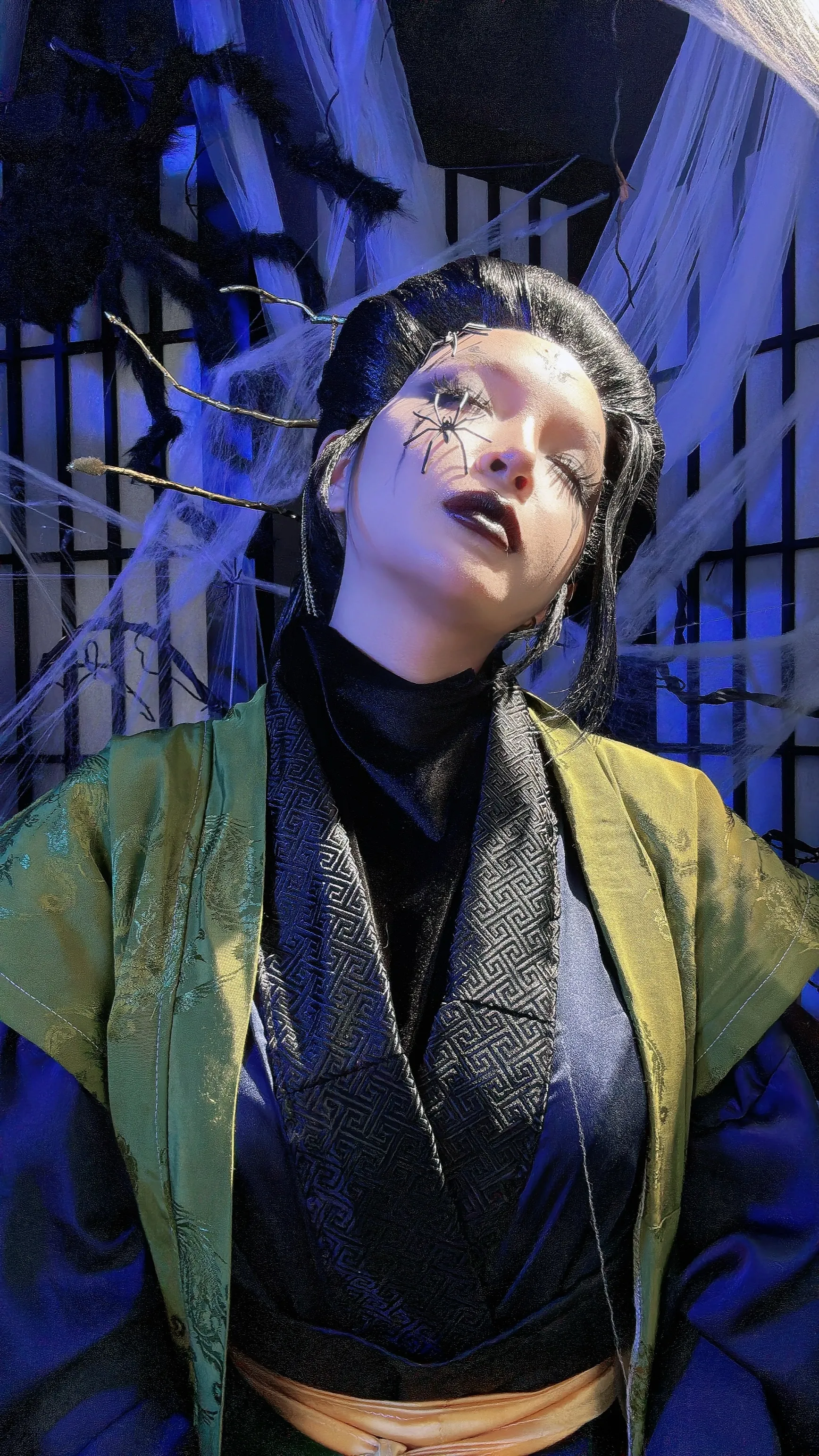 Umeko J - chị gái thứ tư
