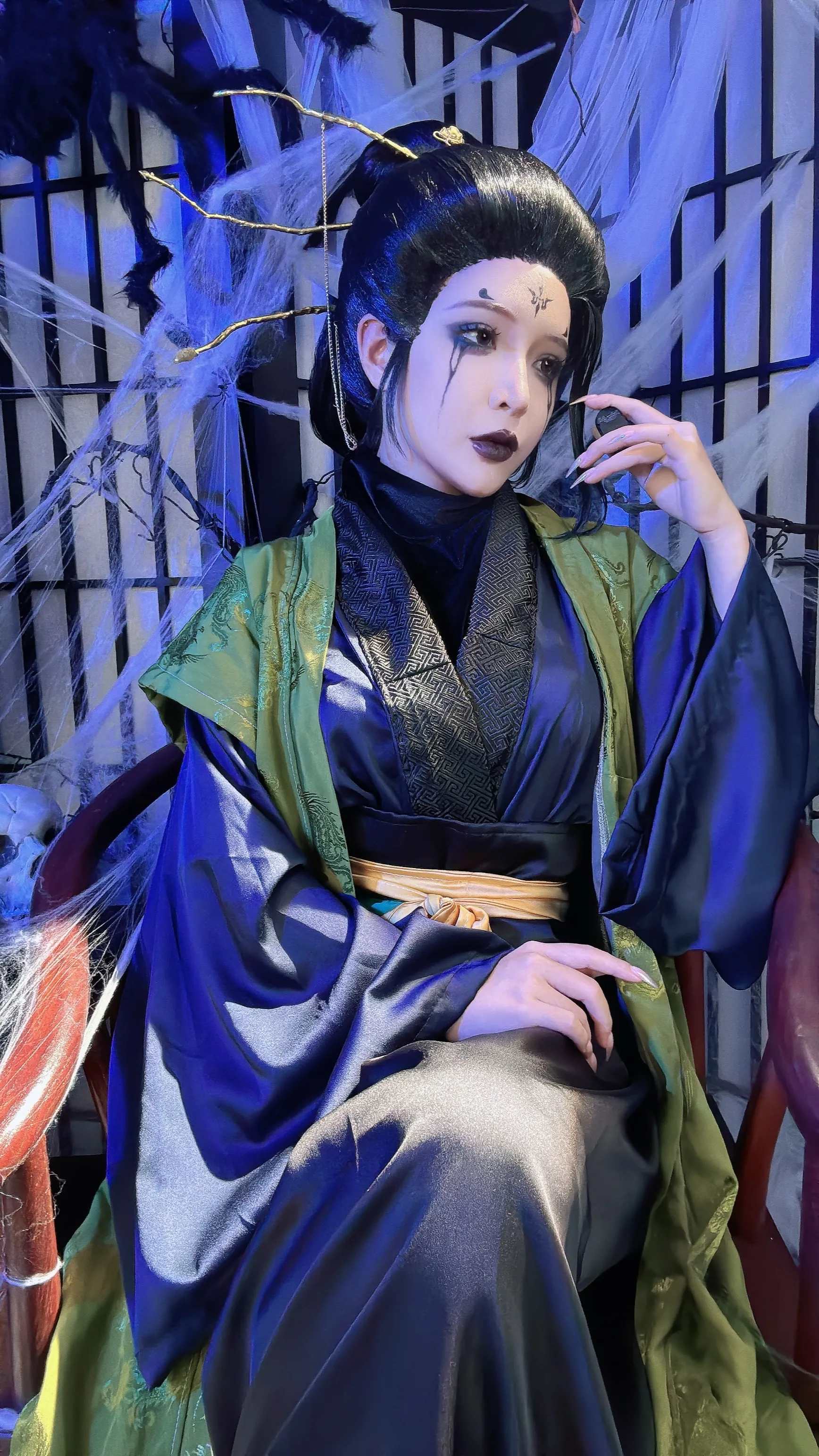 Umeko J - chị gái thứ tư