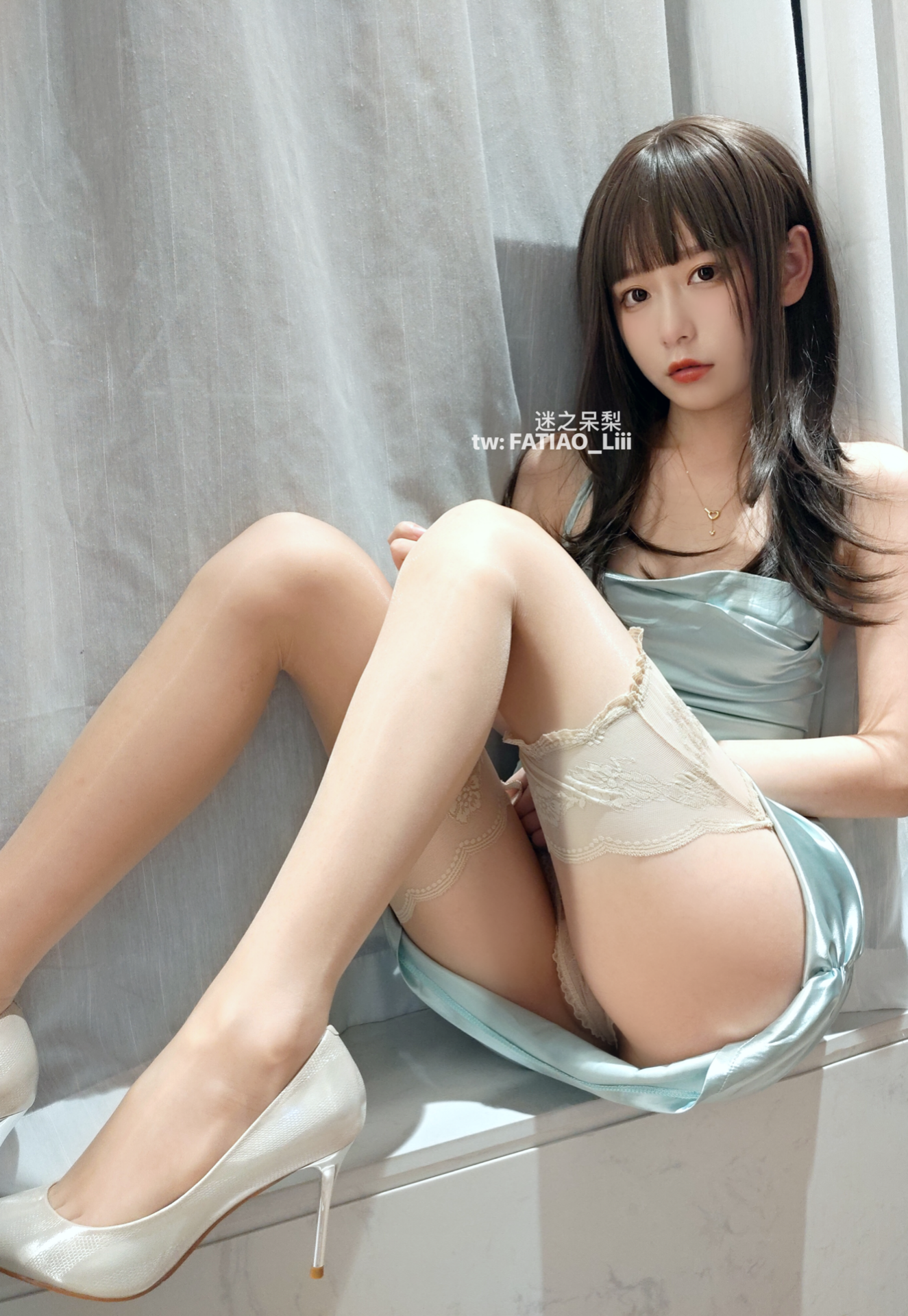Konoshi Uri (Cô gái Shojo) - Giày cao gót