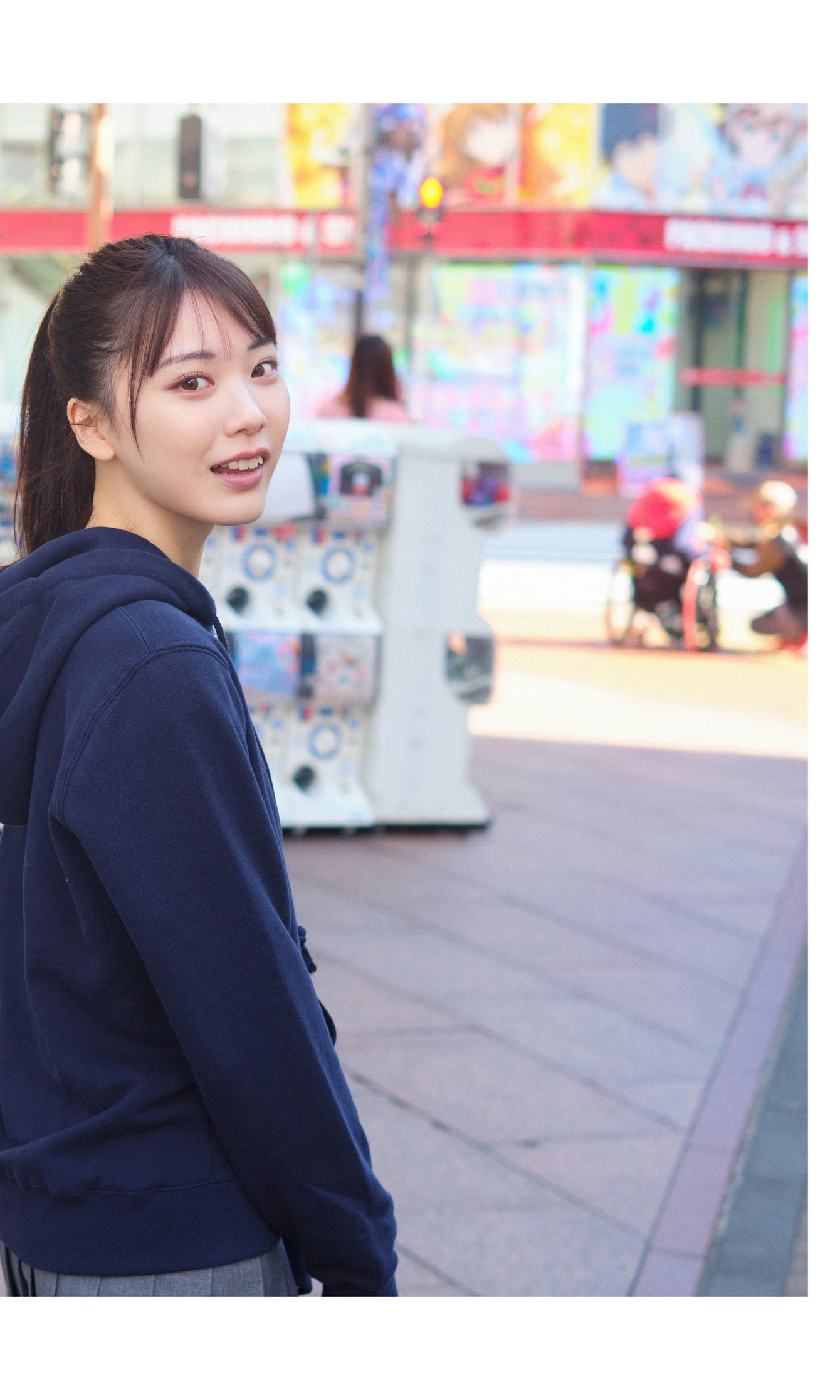 Ishikawa Mio Photobook "Ngày tôi bắt đầu với bạn gái của tôi"