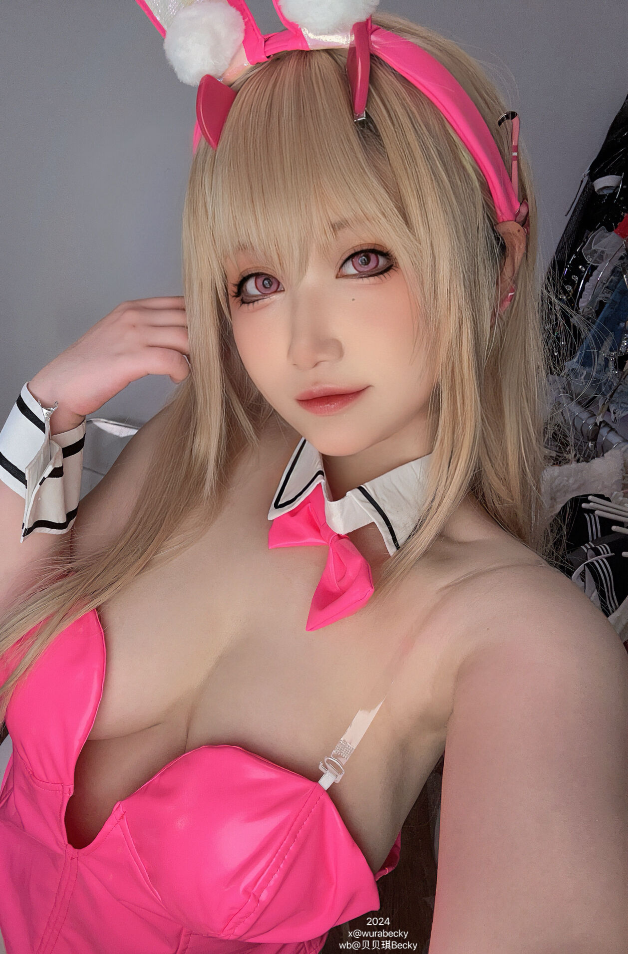 Becky Becky - Viper Rabbit Girl