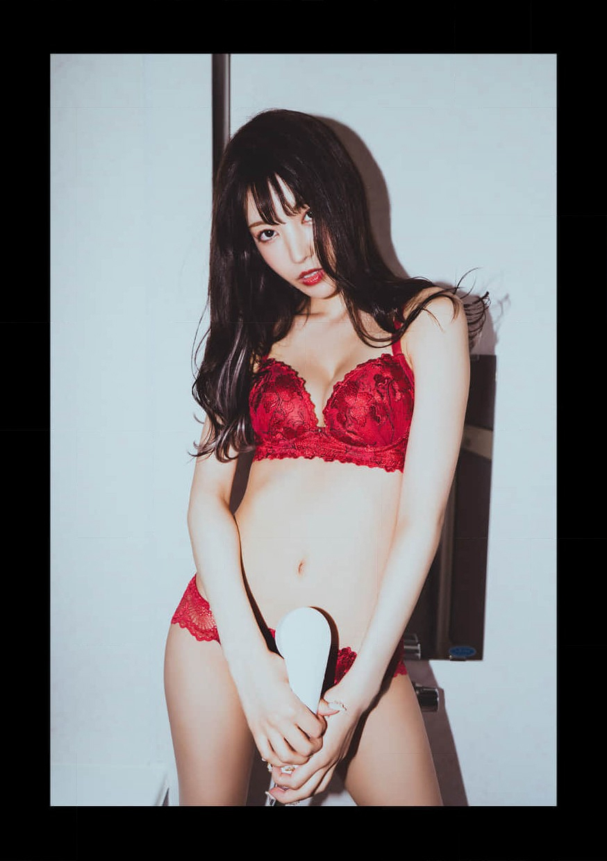 #Scape Kaede Karen