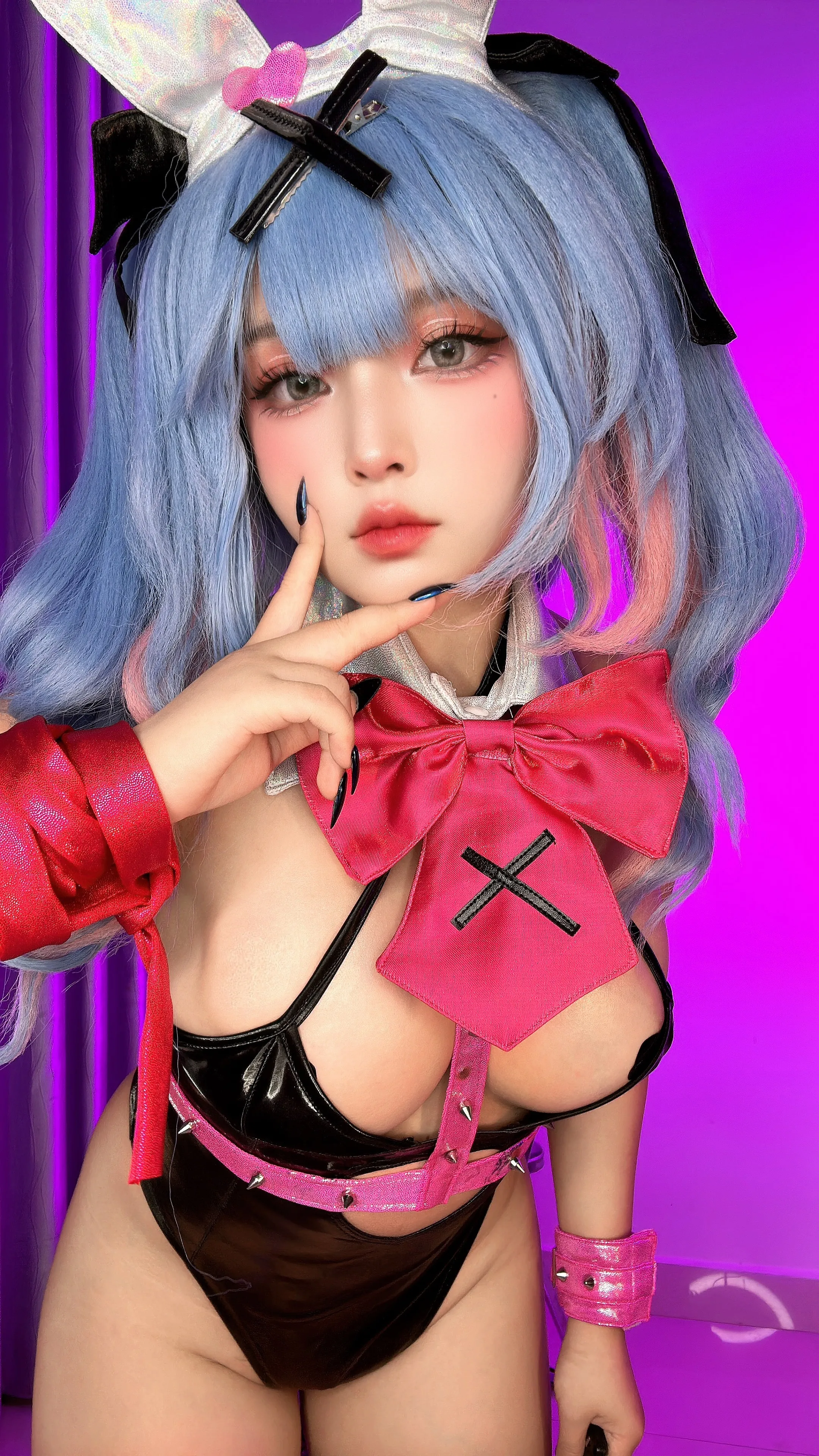 Sayo Momo - Hatsun Miku Rabbit Holl