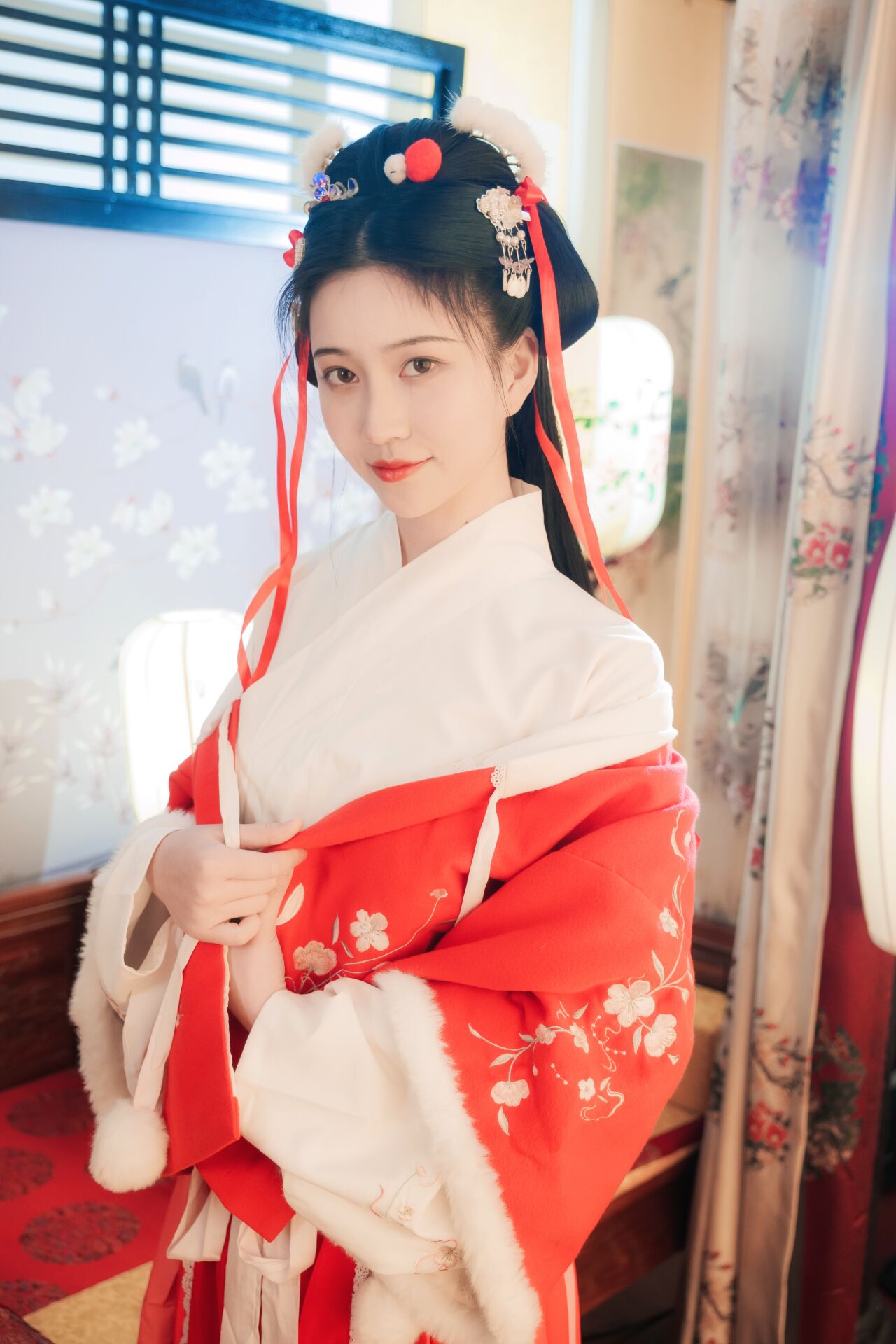 Hàng năm - Dianjiang Lip