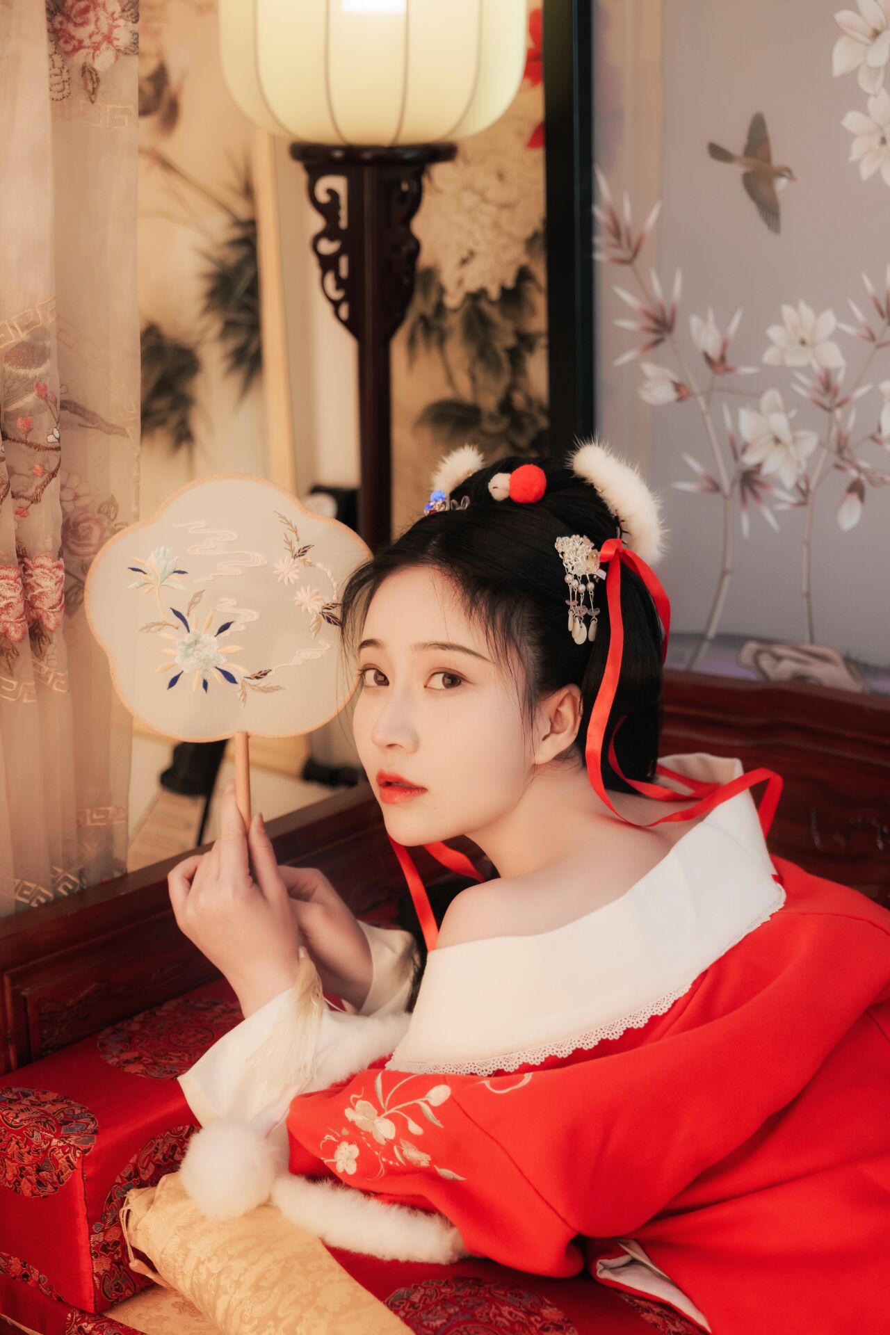Hàng năm - Dianjiang Lip