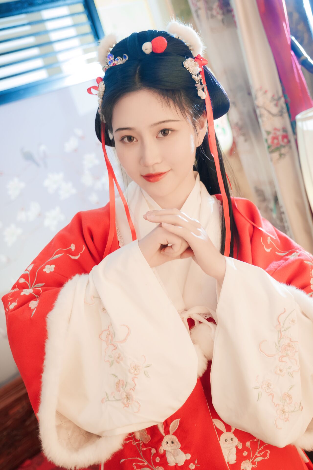Hàng năm - Dianjiang Lip
