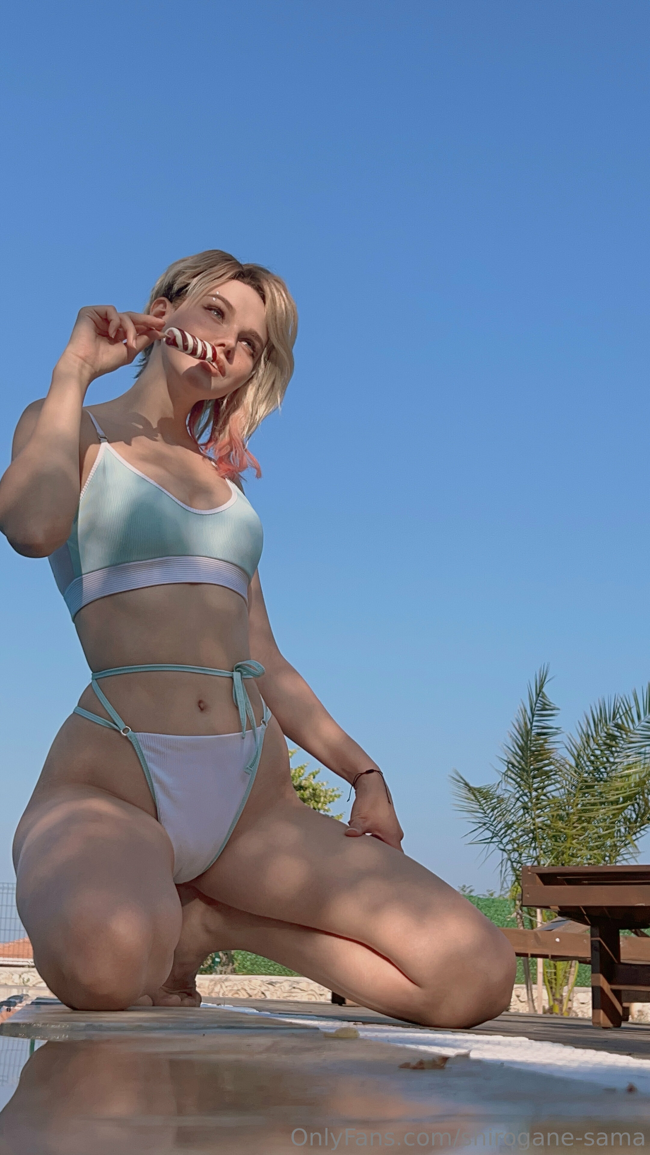 Shirogane Sama - Bikini Gwen
