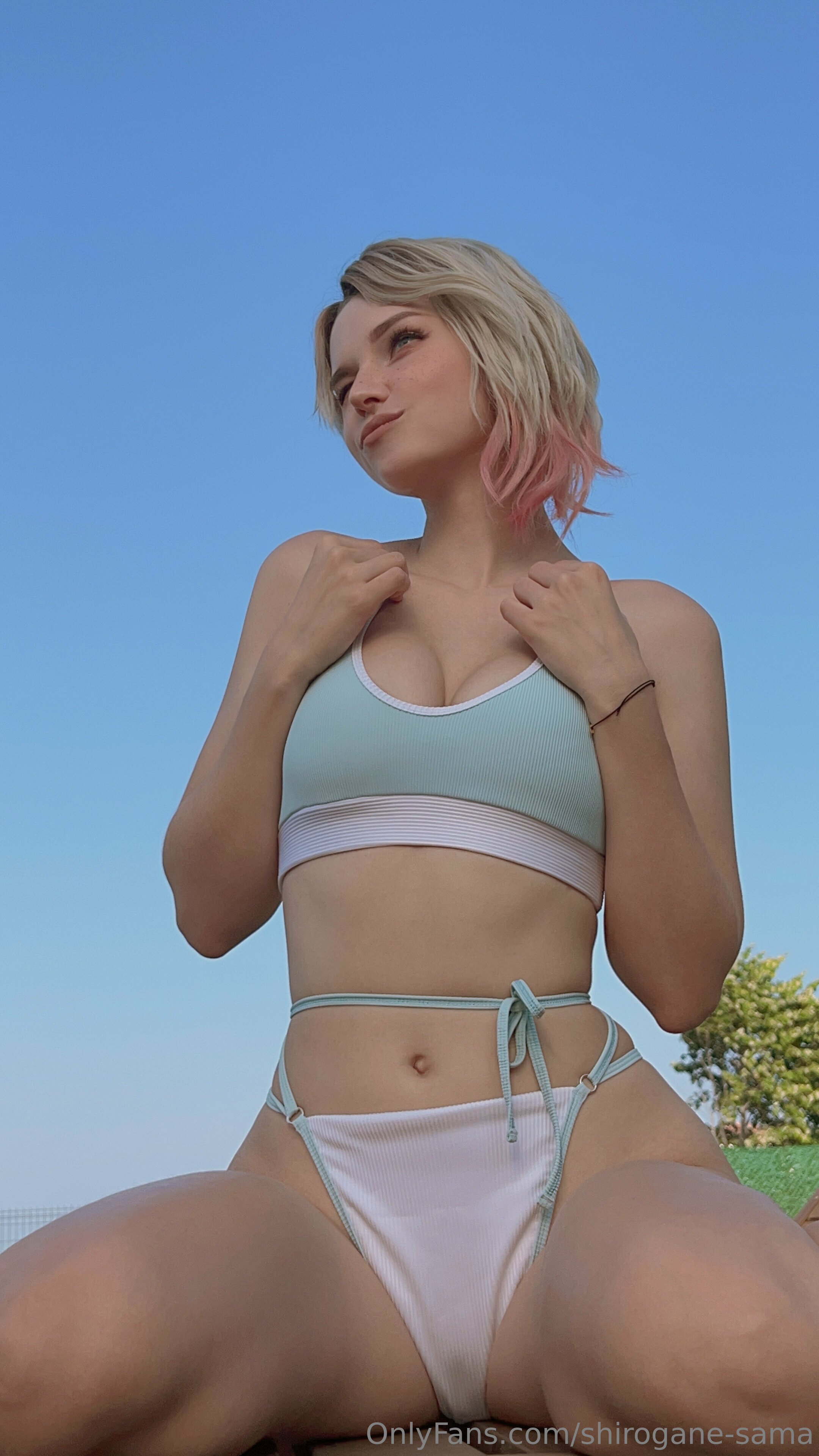 Shirogane Sama - Bikini Gwen