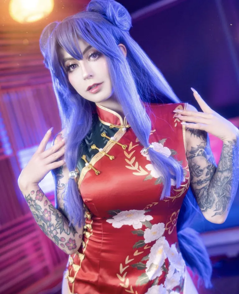 Cosplayer - Lady Dusha
