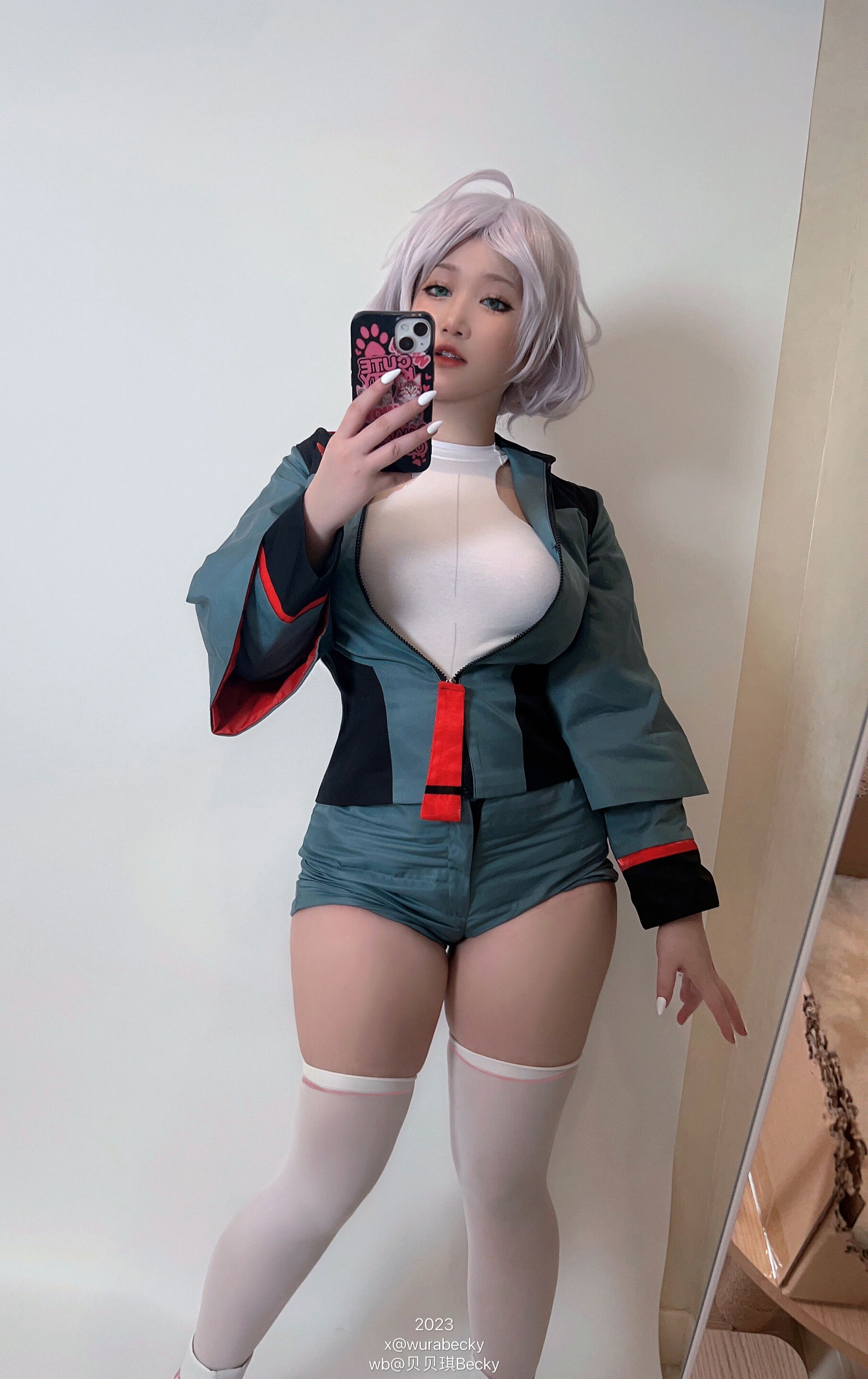 [Becky] Cecilia Dort (Phù thủy của Sao Thủy)