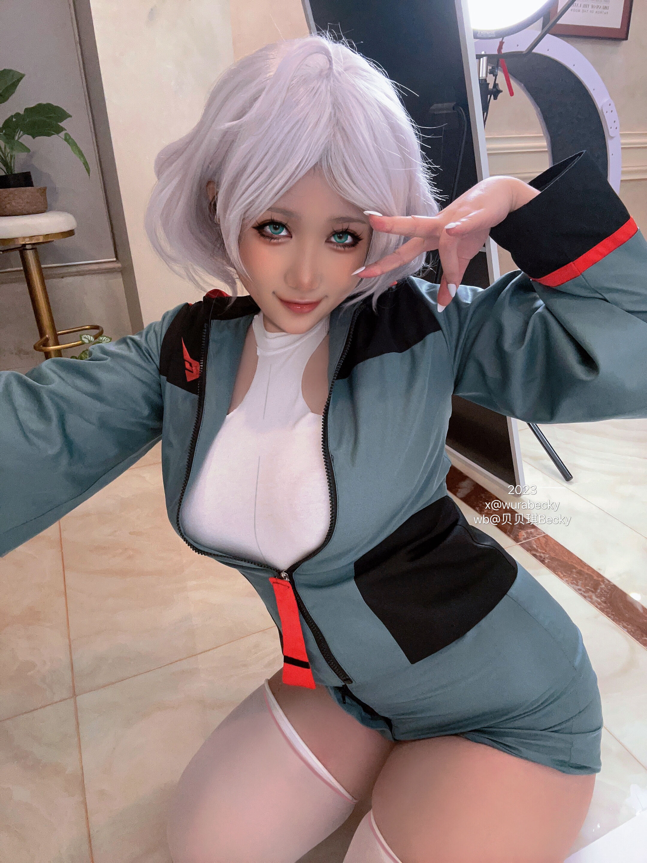 [Becky] Cecilia Dort (Phù thủy của Sao Thủy)