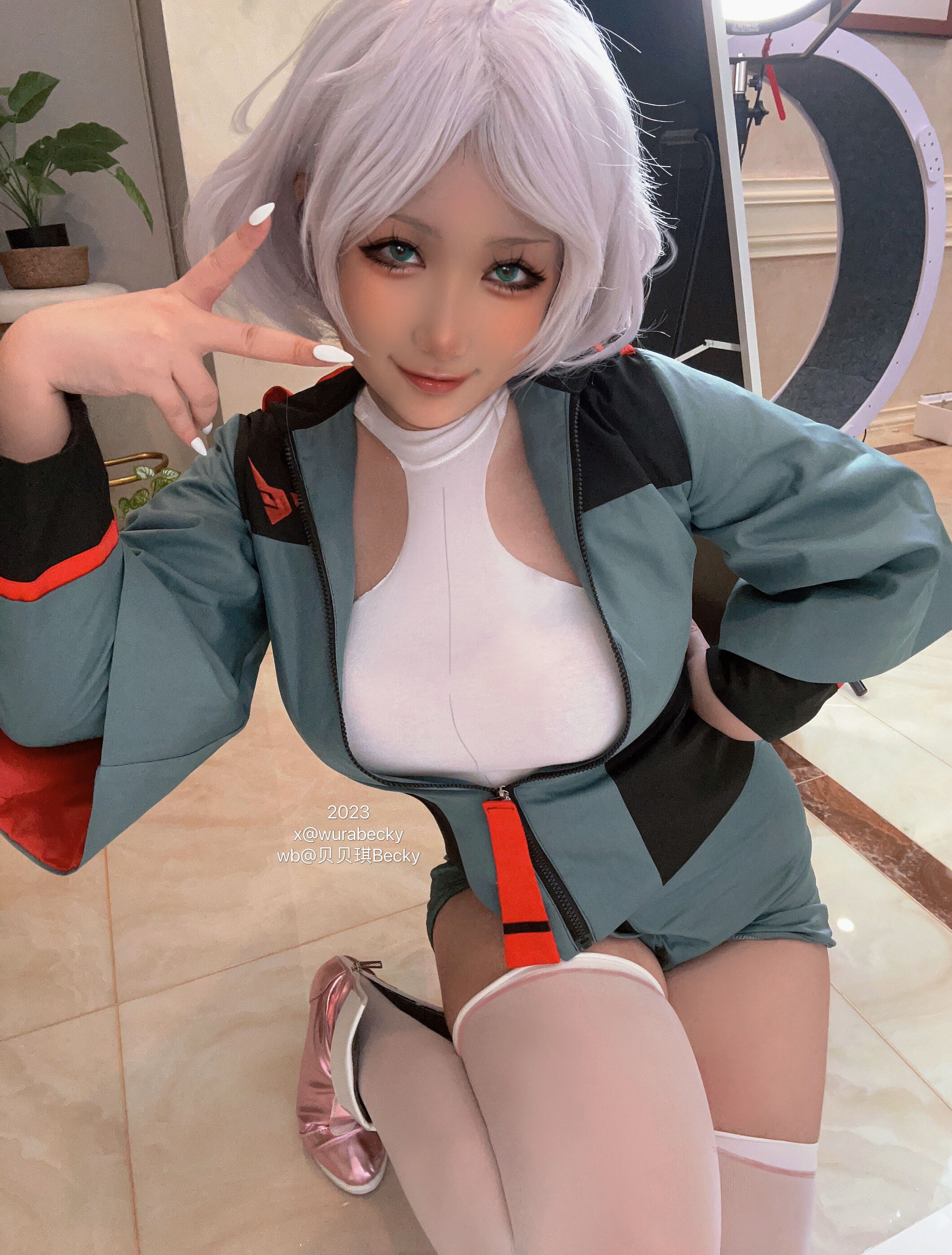 [Becky] Cecilia Dort (Phù thủy của Sao Thủy)