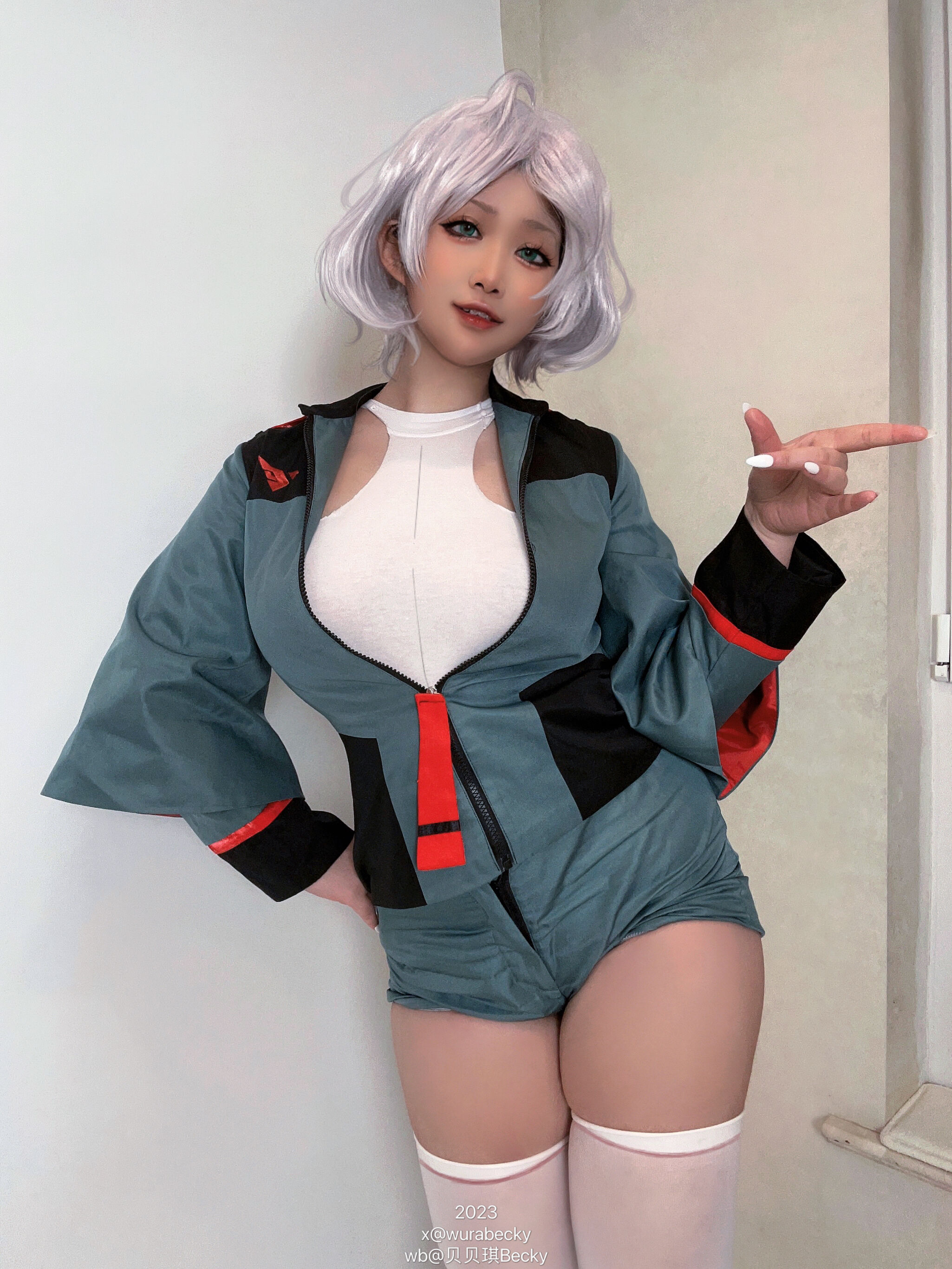 [Becky] Cecilia Dort (Phù thủy của Sao Thủy)