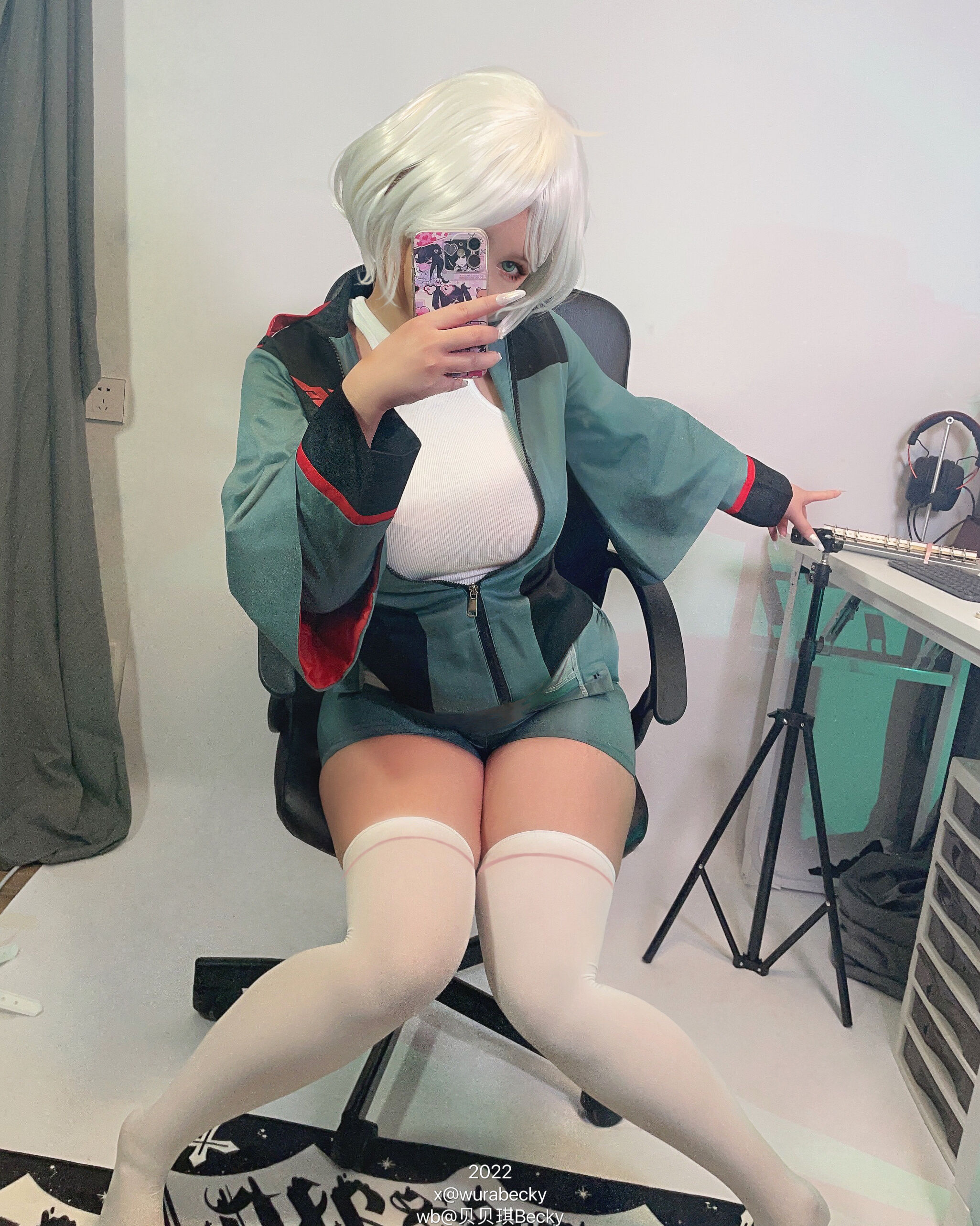 [Becky] Cecilia Dort (Phù thủy của Sao Thủy)