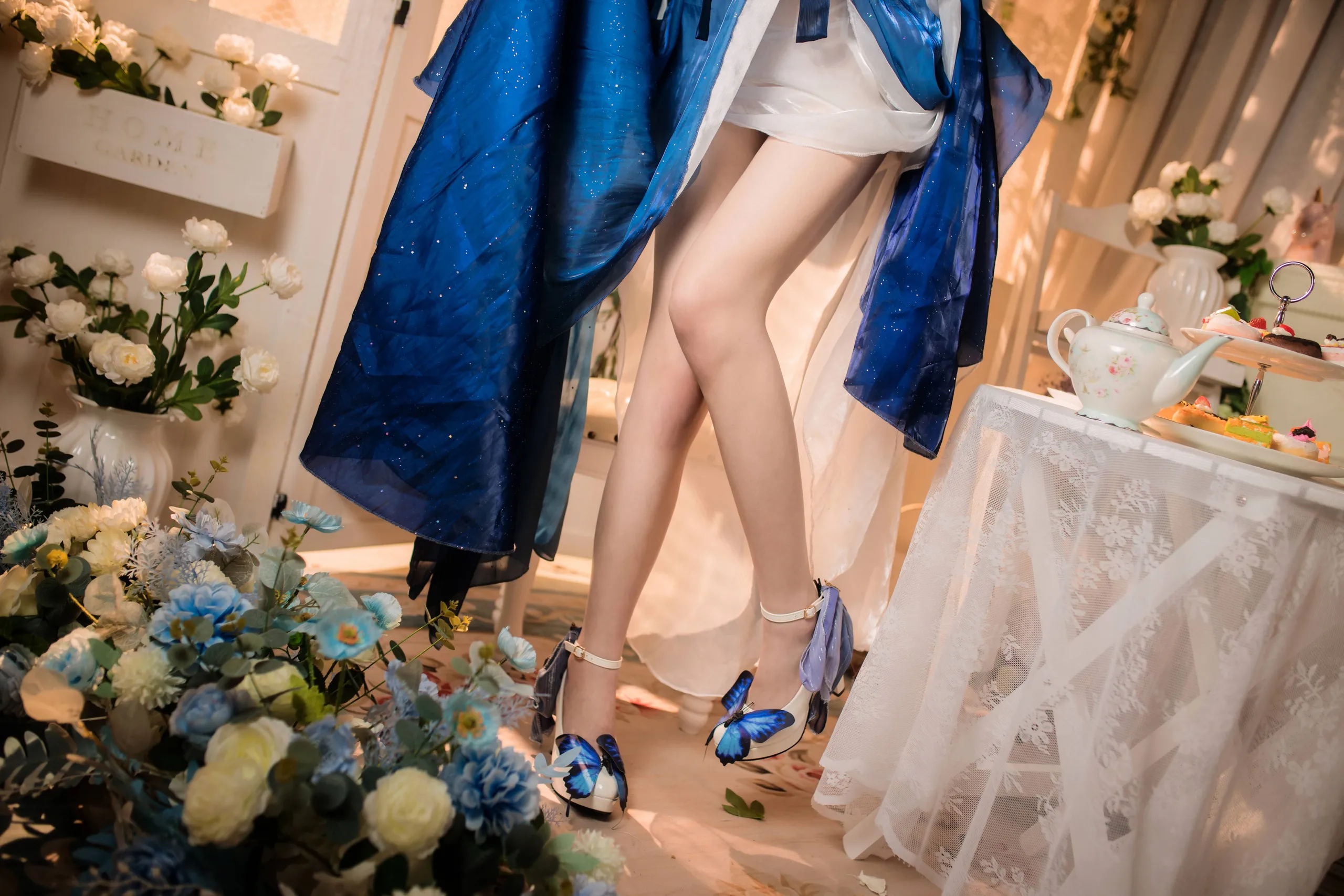 Lữ đoàn Tân Cương V - váy Shinono
