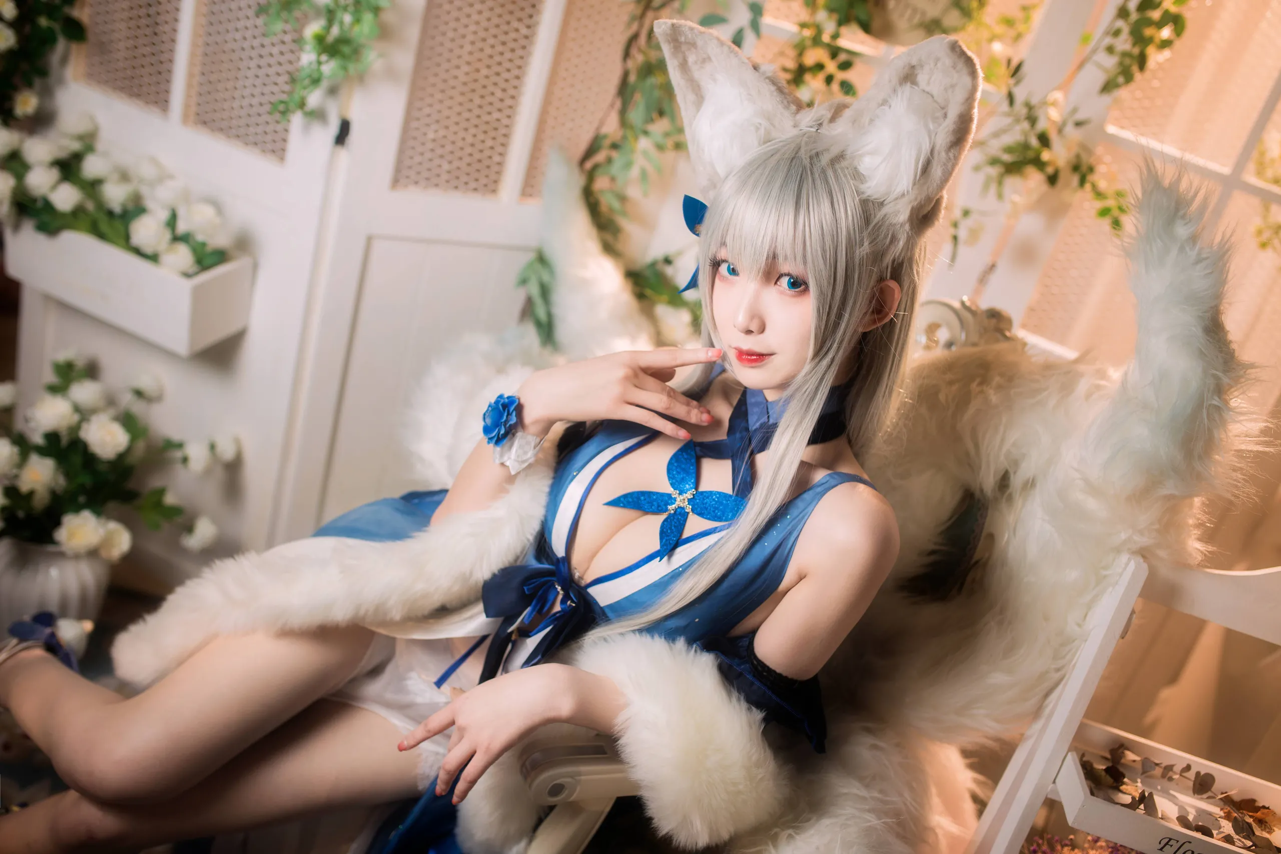 Lữ đoàn Tân Cương V - váy Shinono