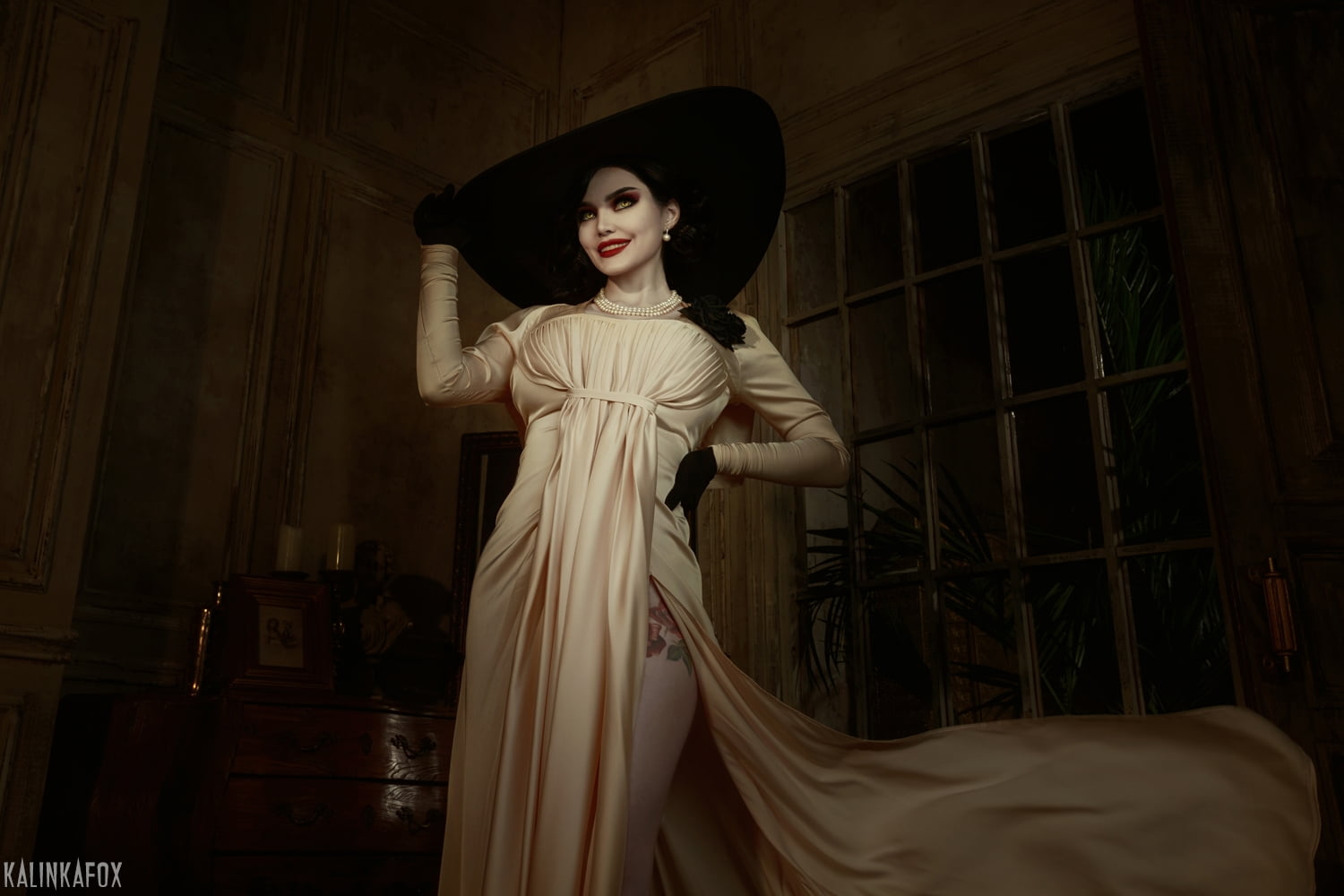 Kalinka Fox - Lady Dimitrescu