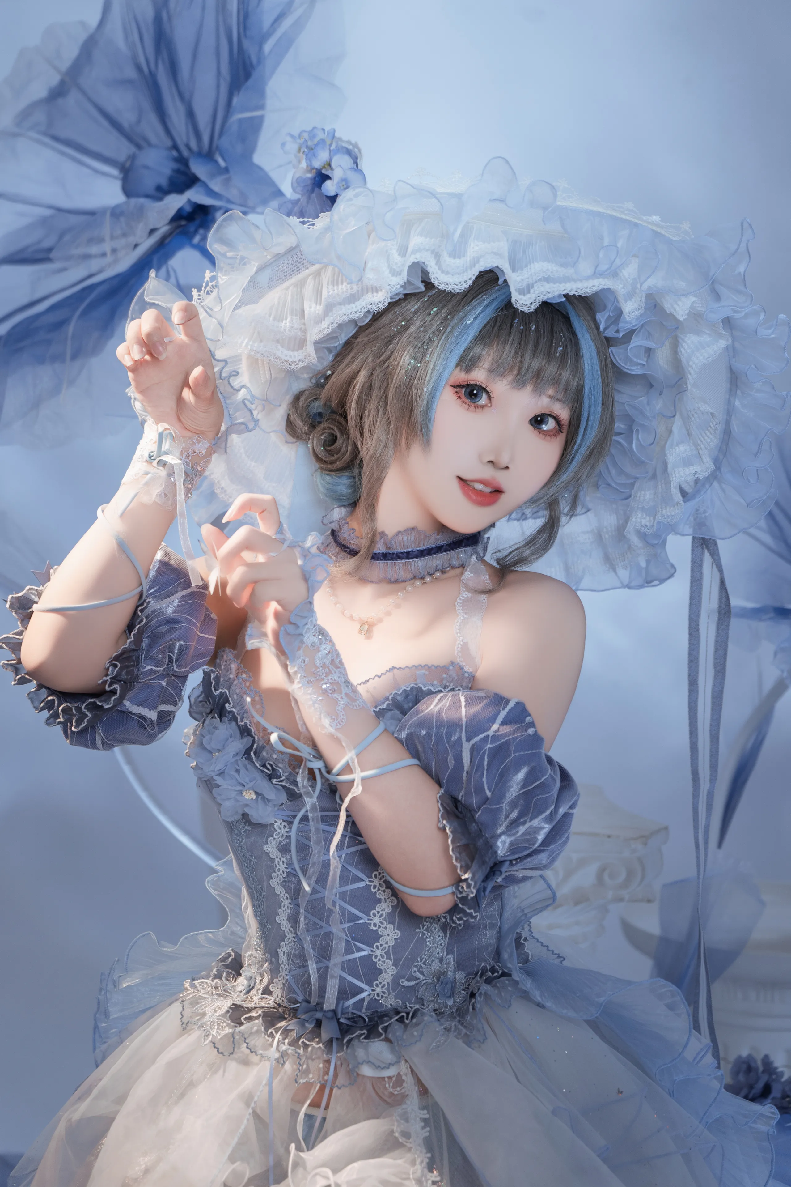 Bánh mì Fairy - Azur Blue Route Cheshire váy