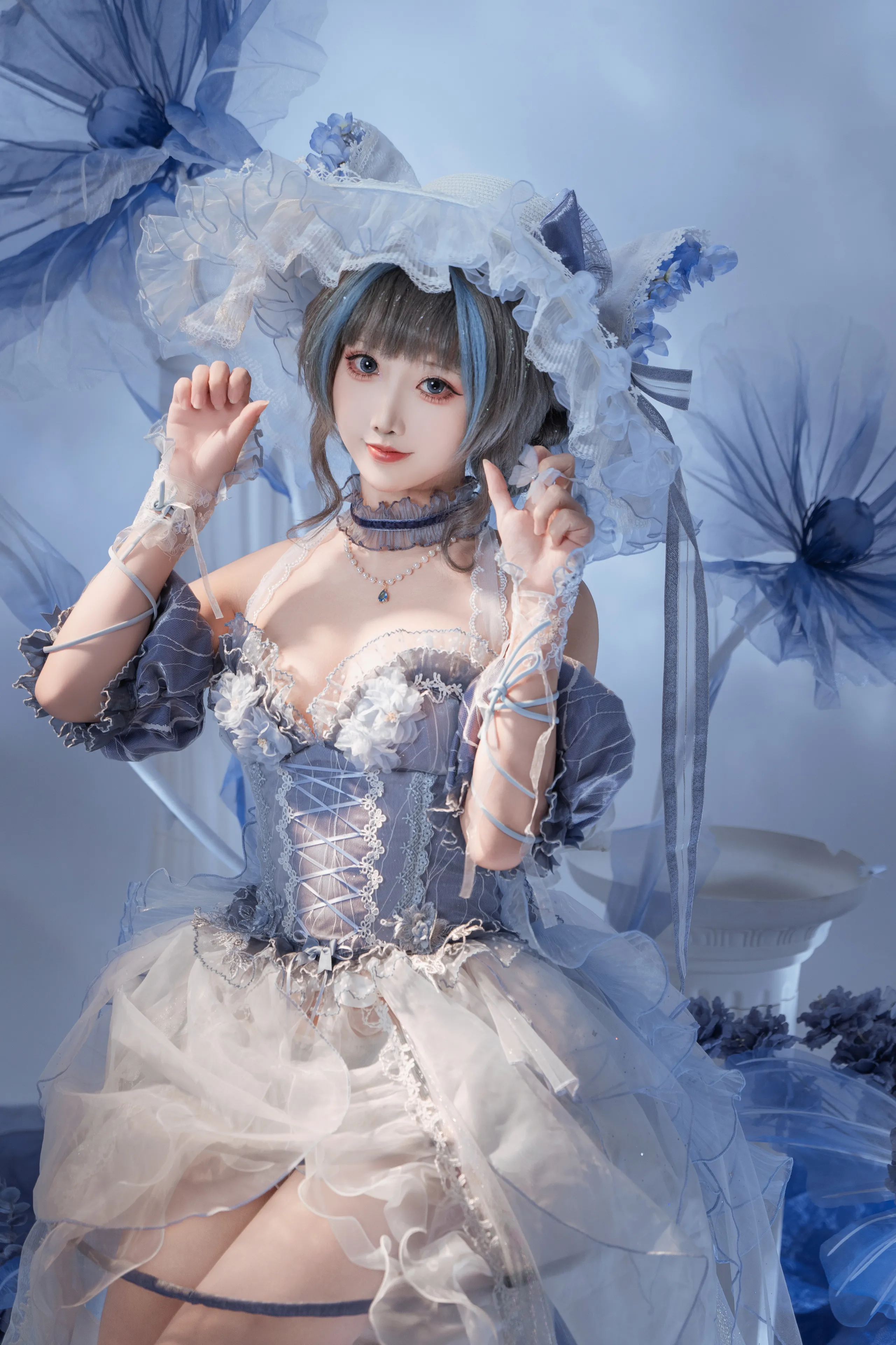 Bánh mì Fairy - Azur Blue Route Cheshire váy
