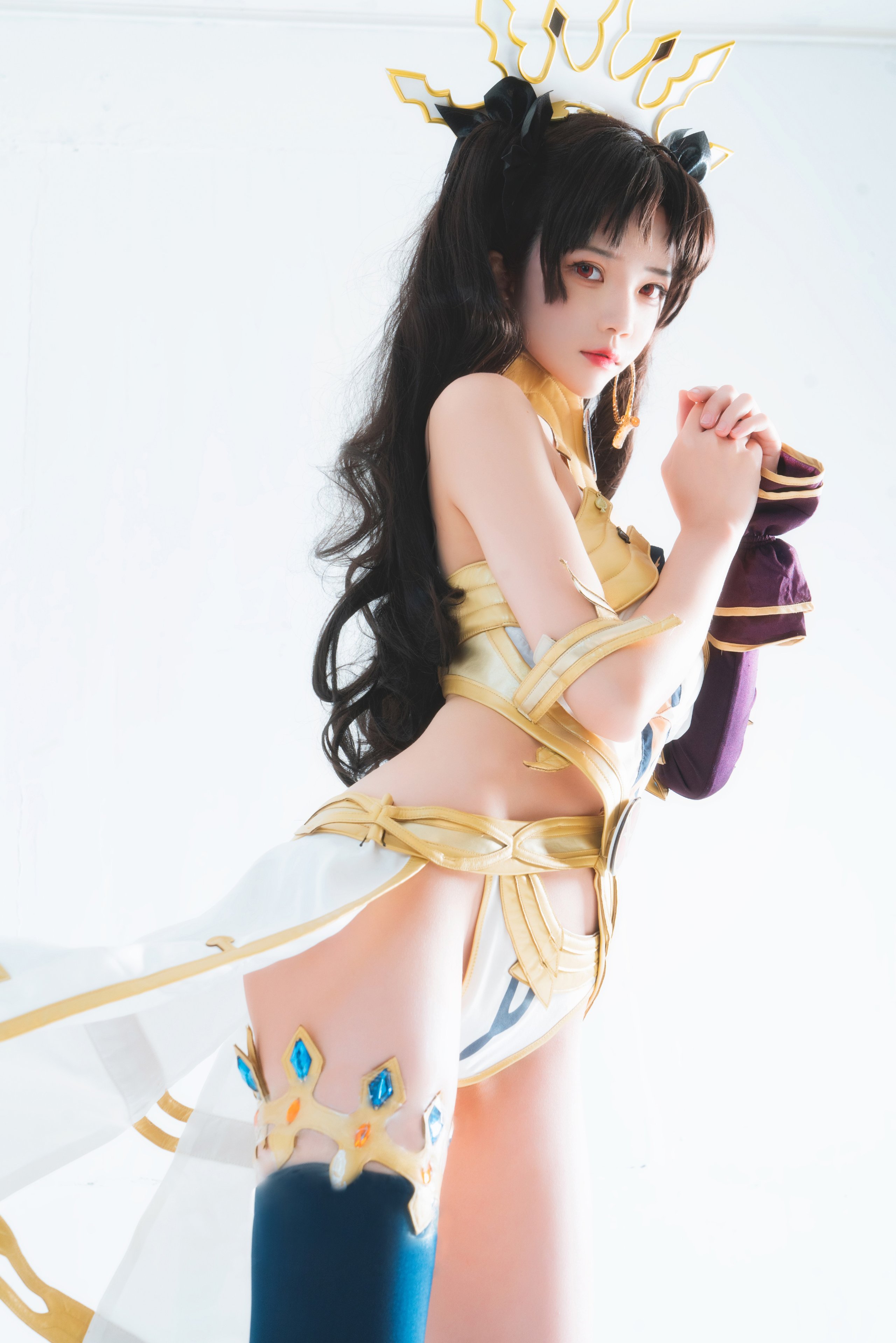 Peach Meow - Gong Lin