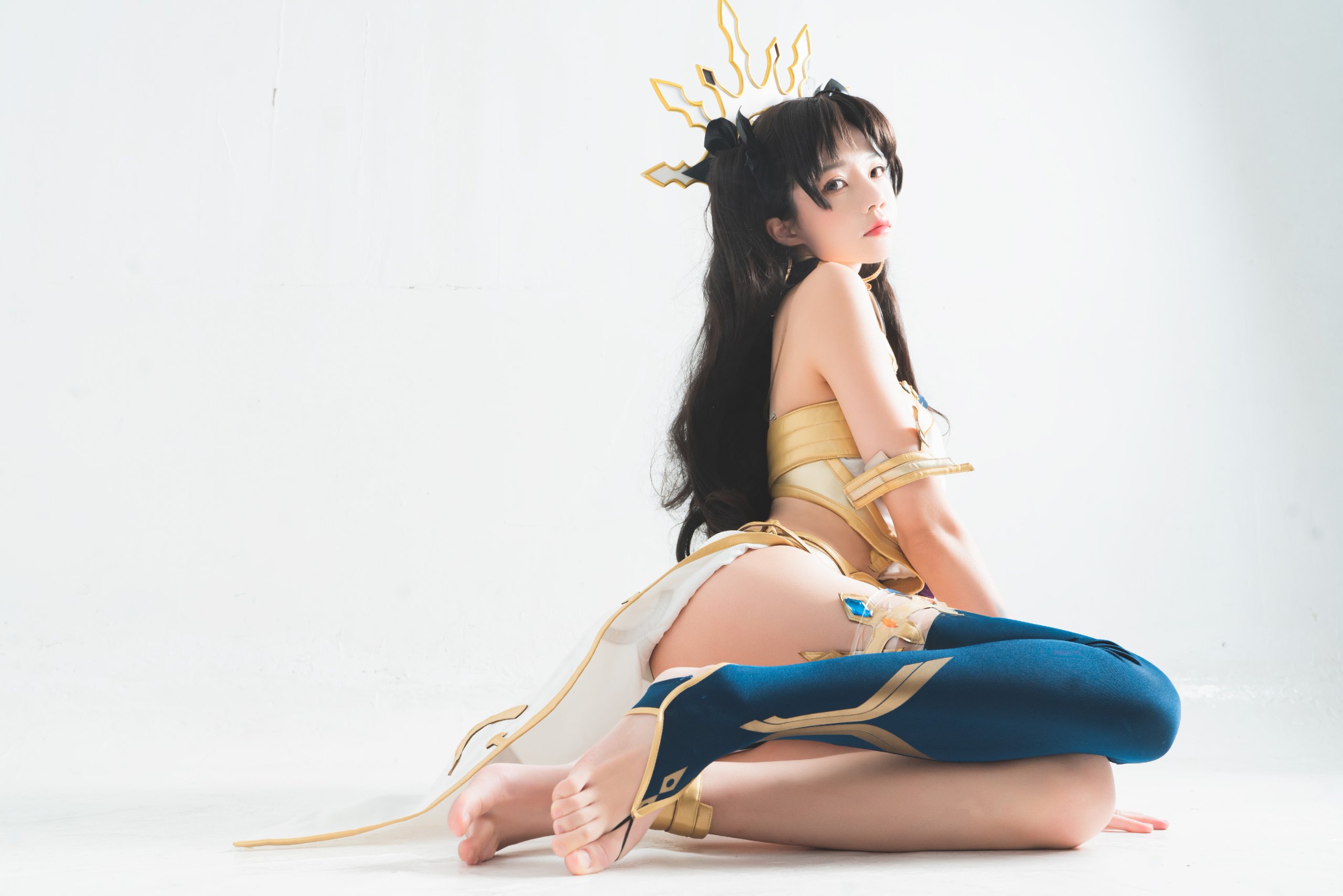 Peach Meow - Gong Lin