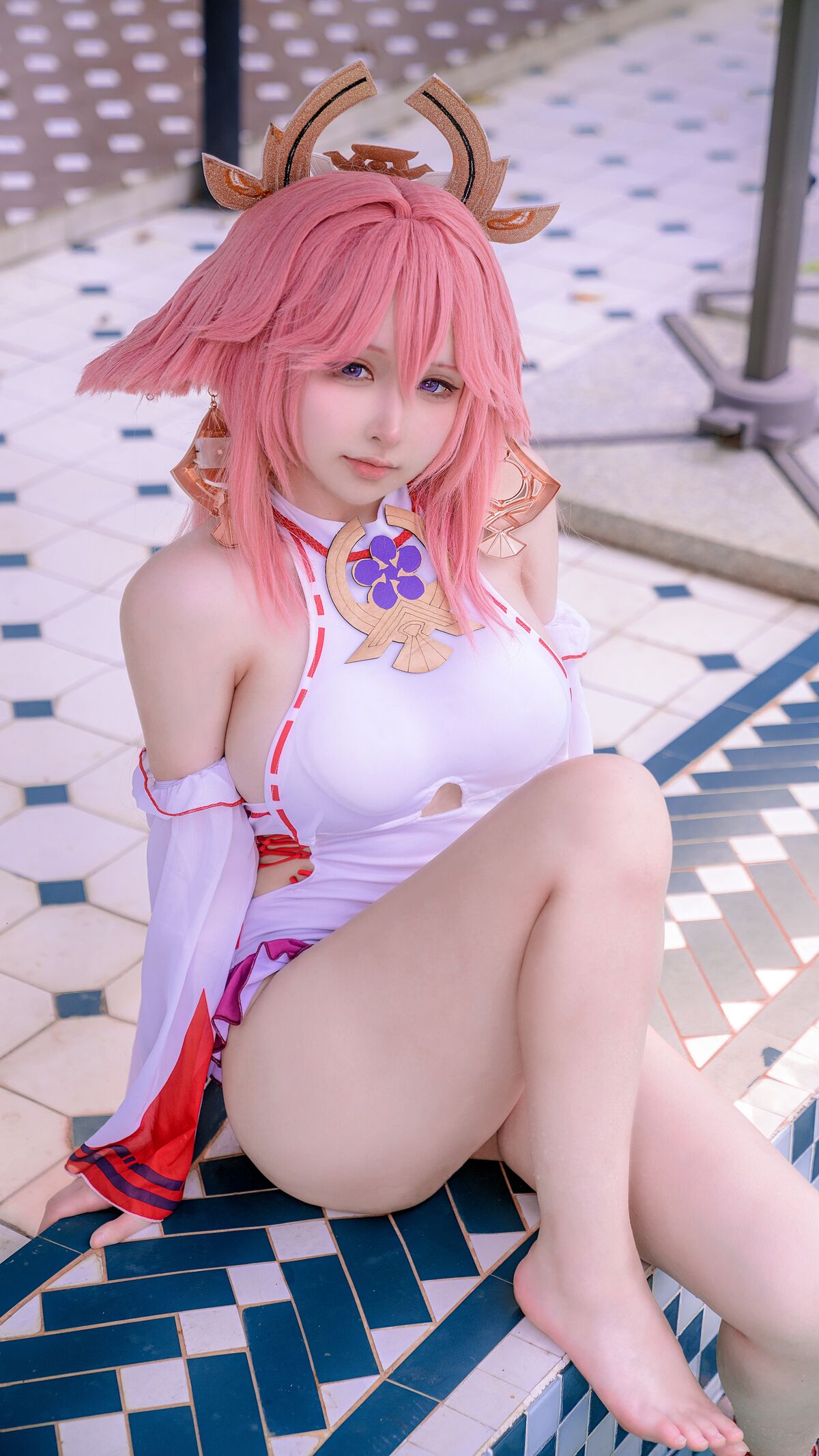 Eriri - Yae Miko bơi