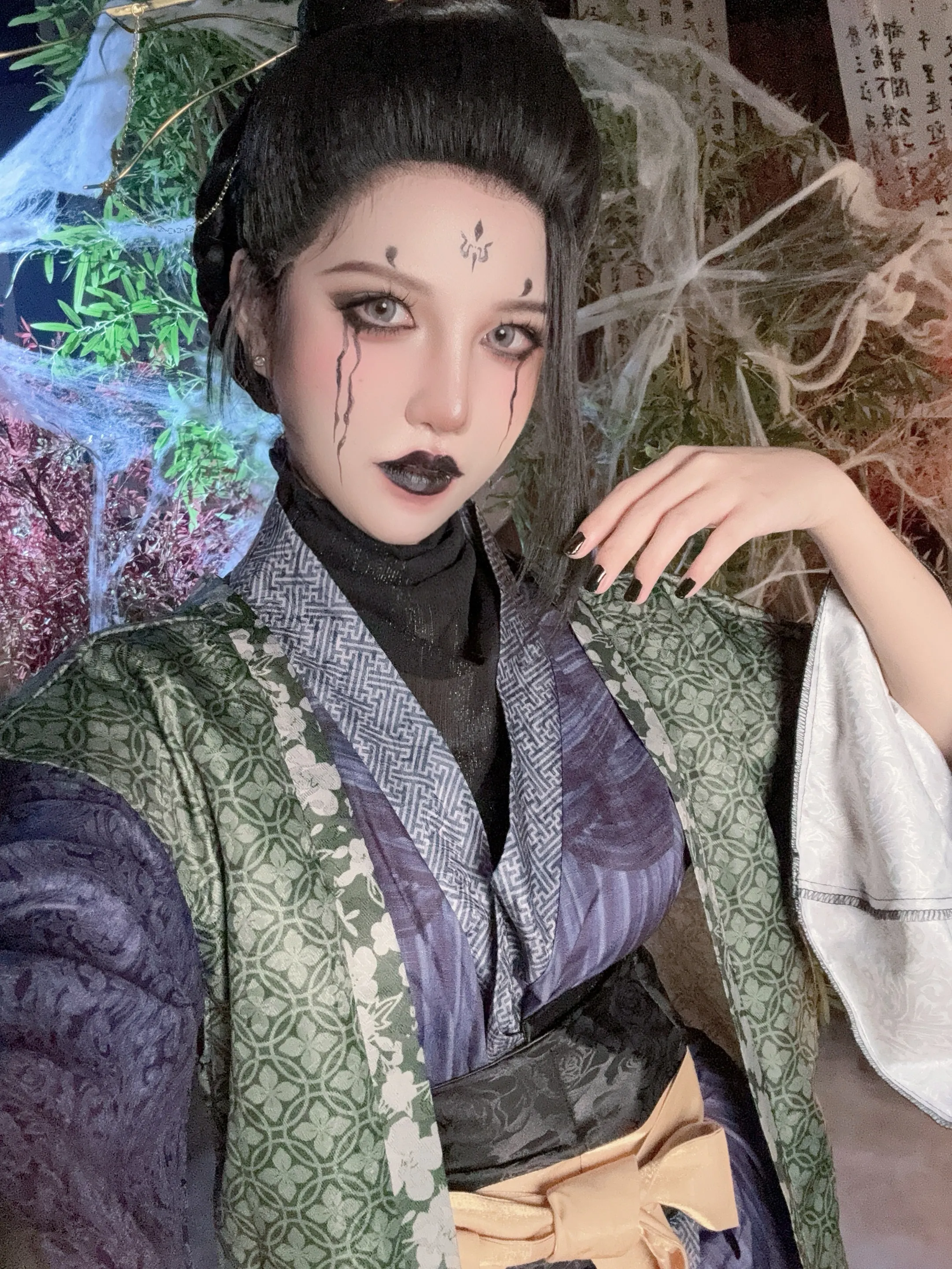 Ah Xun Kaori - Huyền thoại đen Goku Spider Spirit Four Sisters