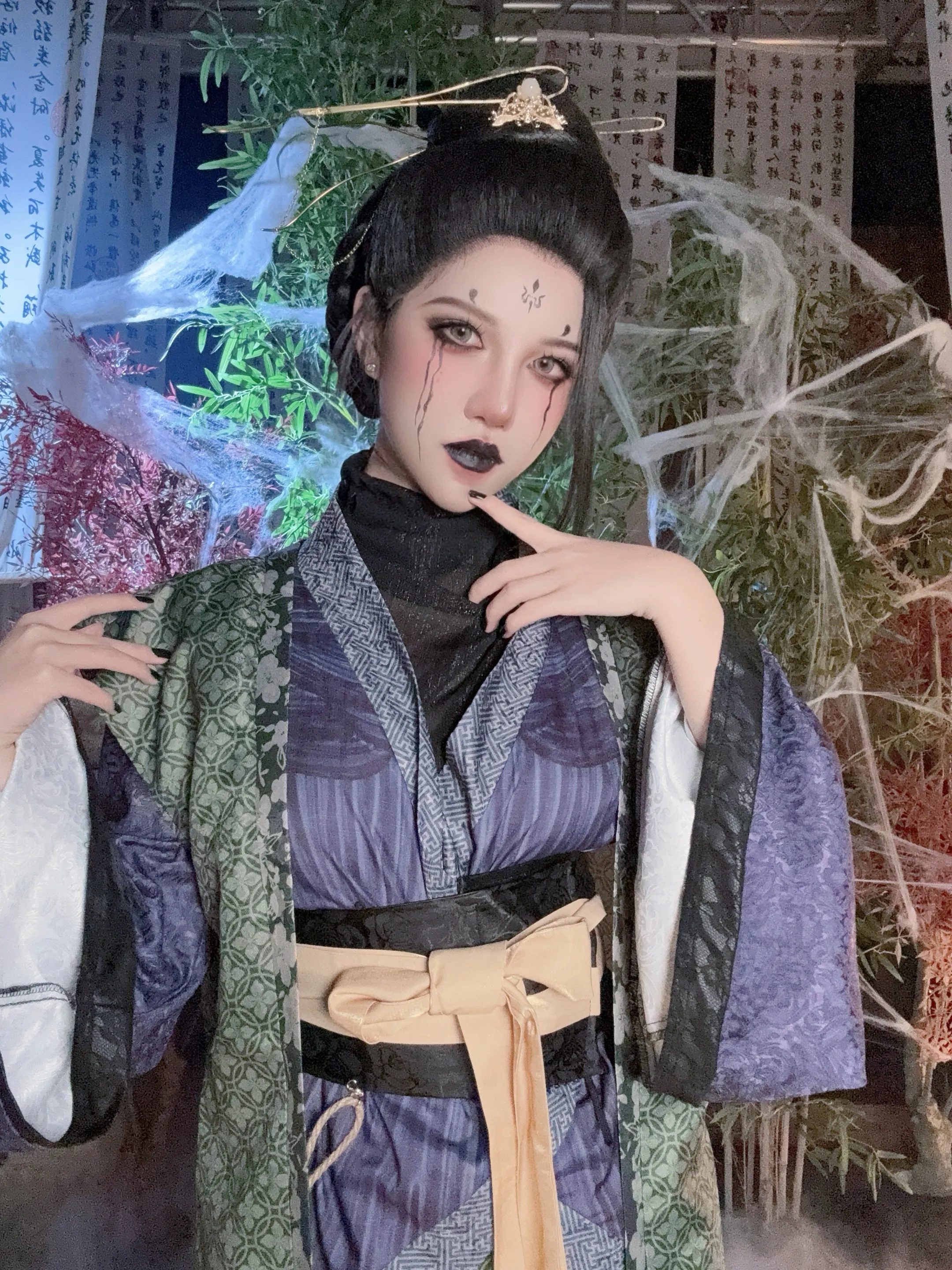 Ah Xun Kaori - Huyền thoại đen Goku Spider Spirit Four Sisters