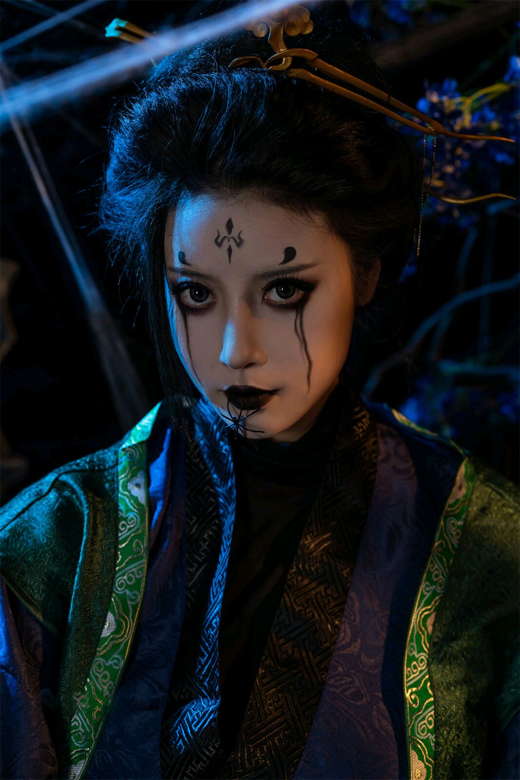 Nai Xijiang Nice - Four Spider Spirit
