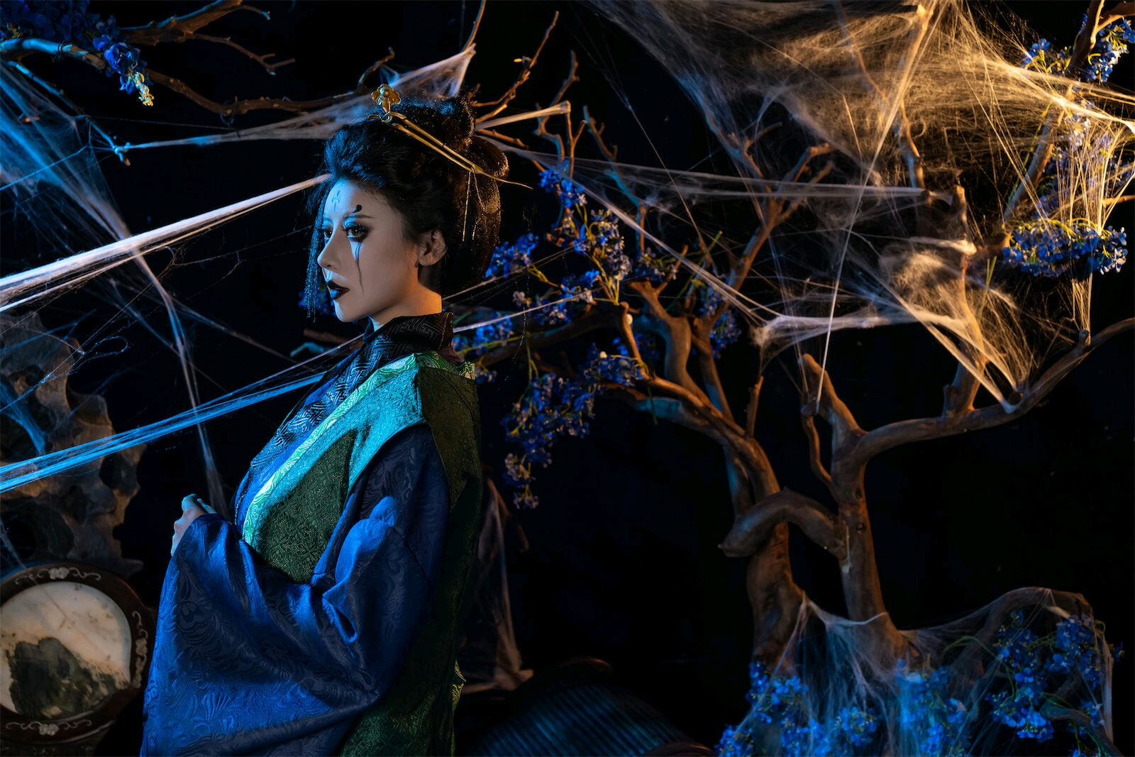 Nai Xijiang Nice - Four Spider Spirit