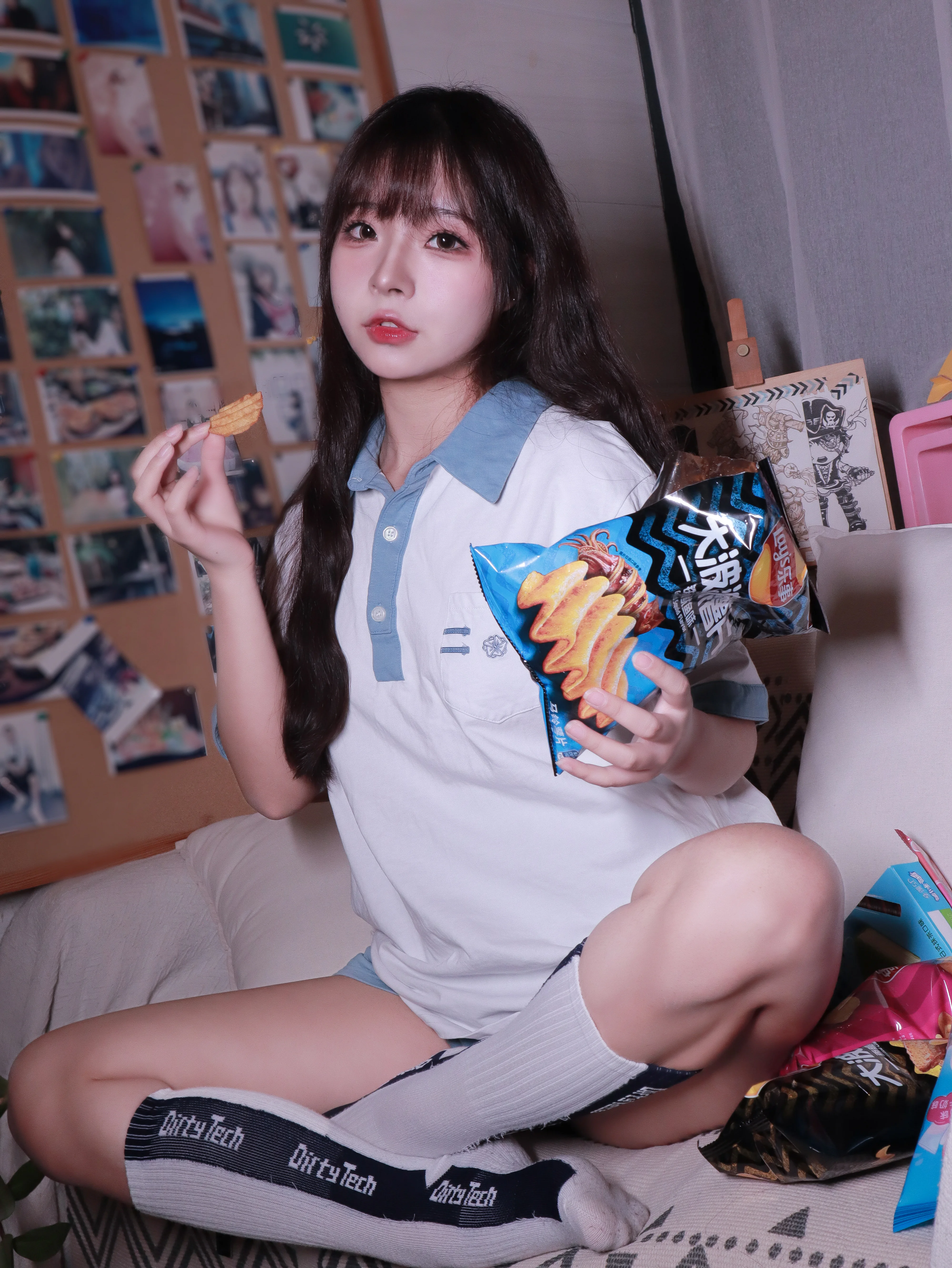 Yuuhui Yuhui No.076 Blue and White Girl Sky & Cloud Girl