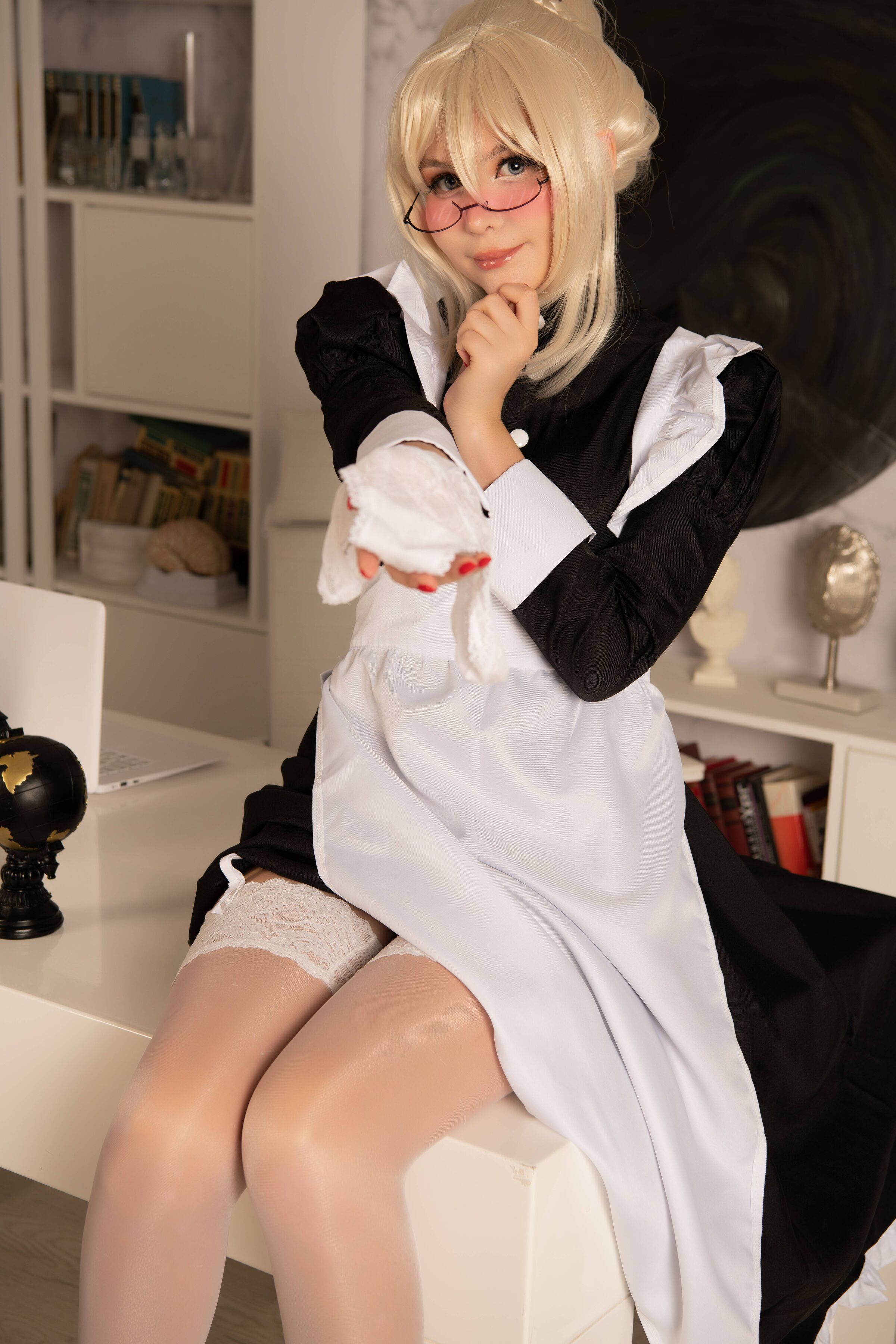 Tsuki Desu - Saber Maid