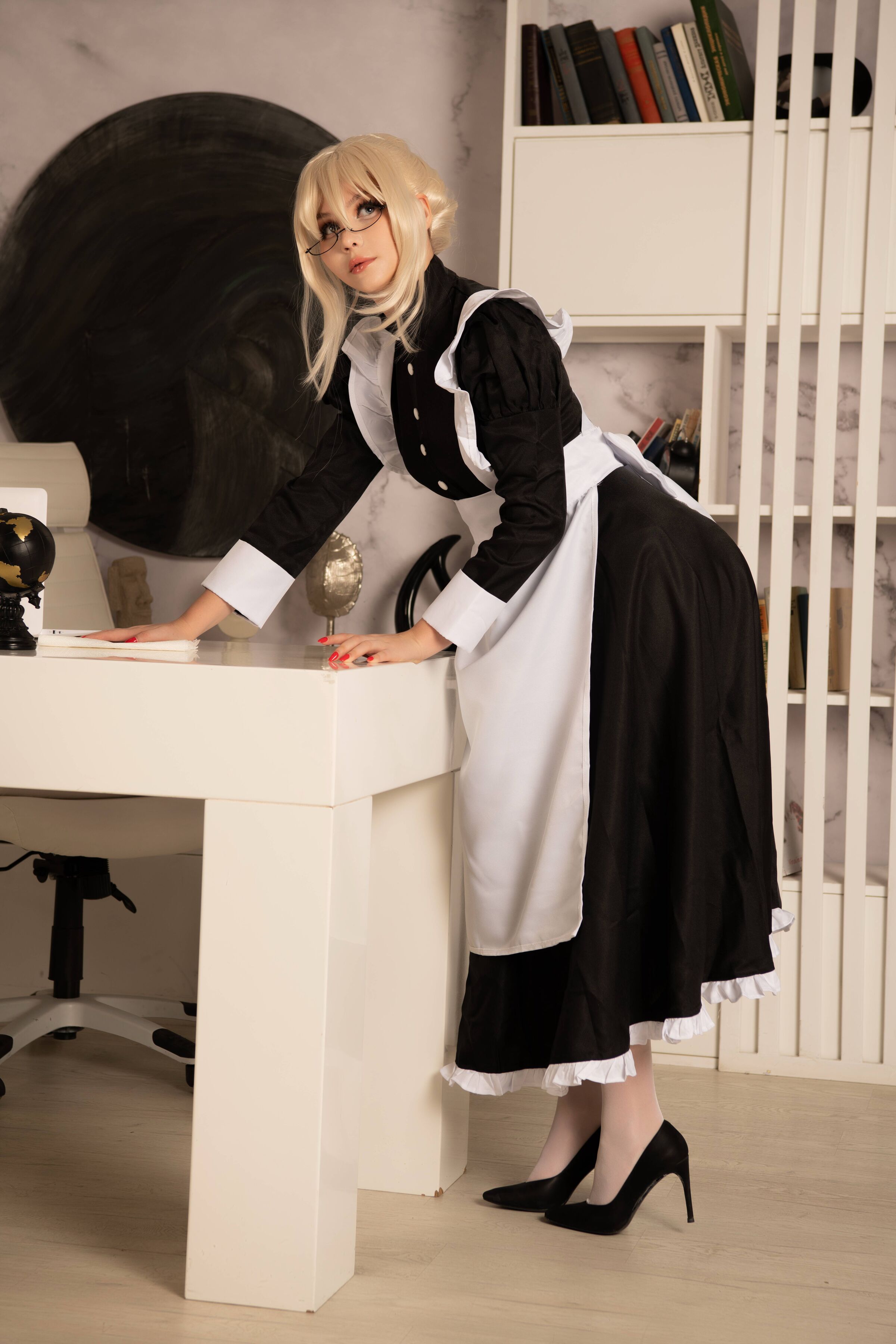 Tsuki Desu - Saber Maid