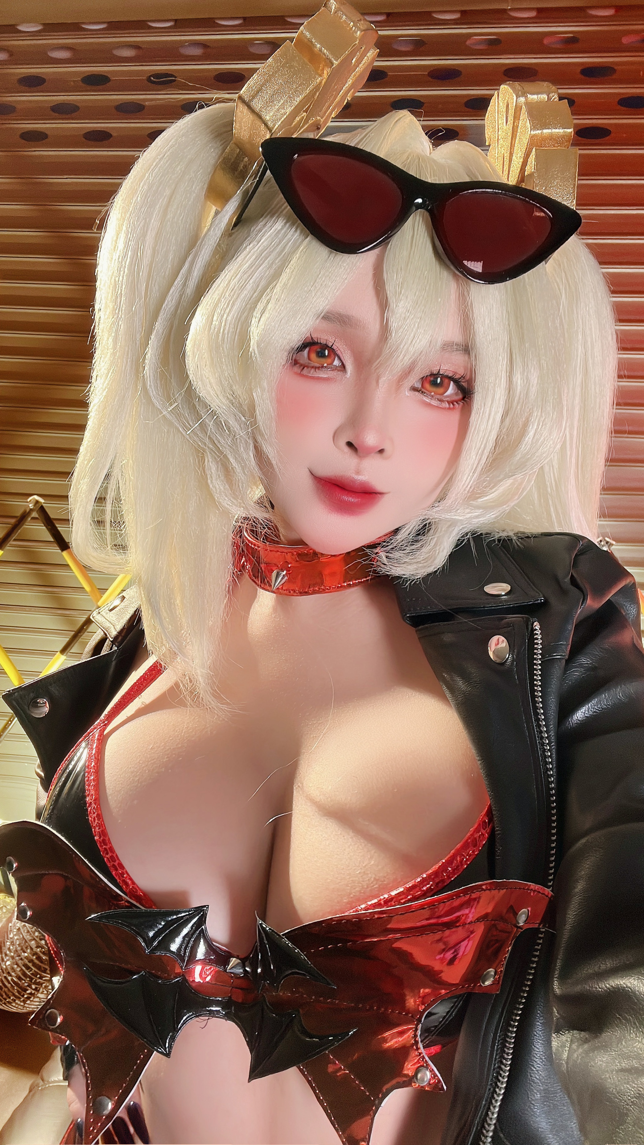 Neko Momo -Chan ／ You Momo - Burnice White
