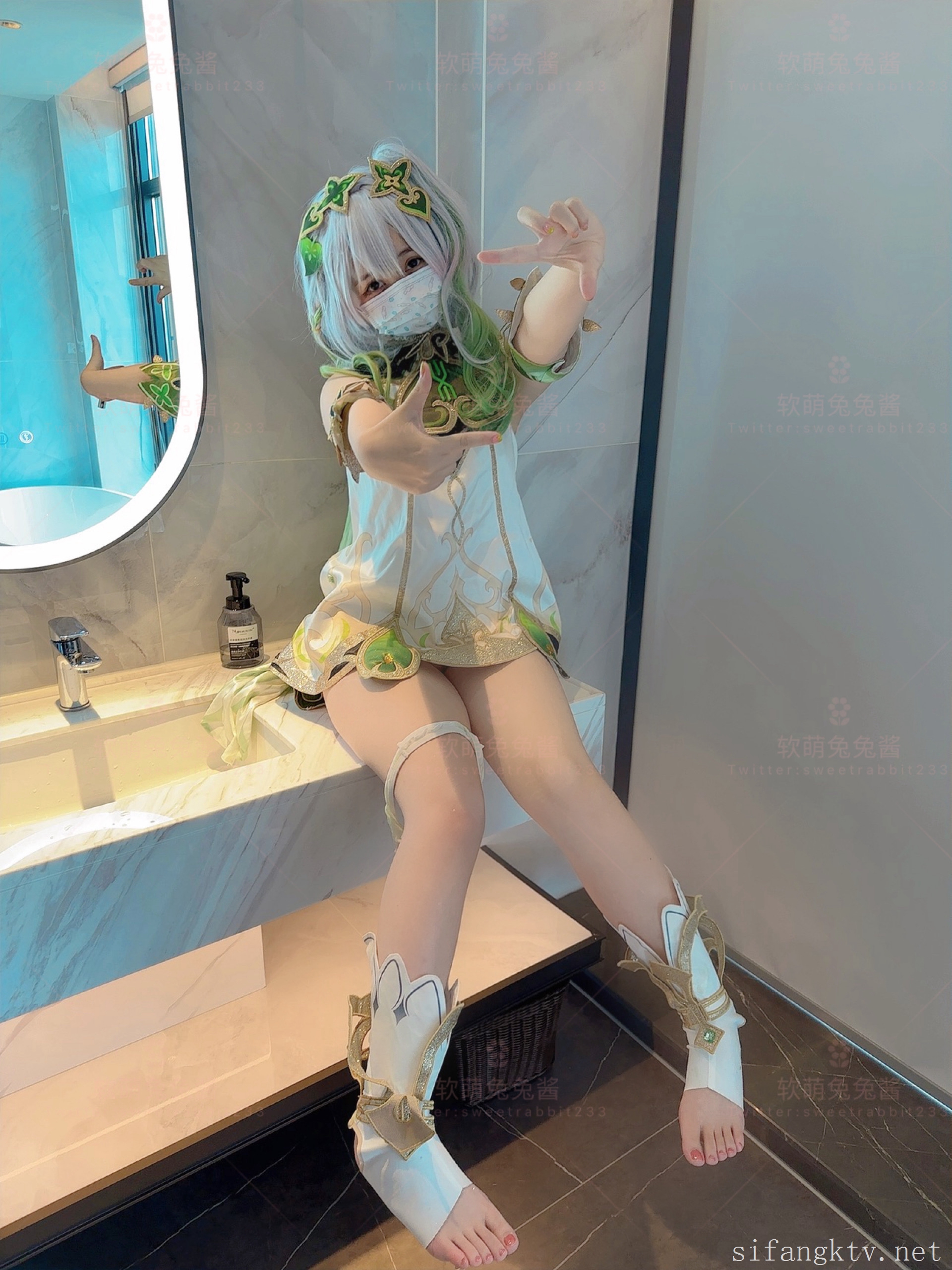 Nước sốt thỏ mềm và dễ thương