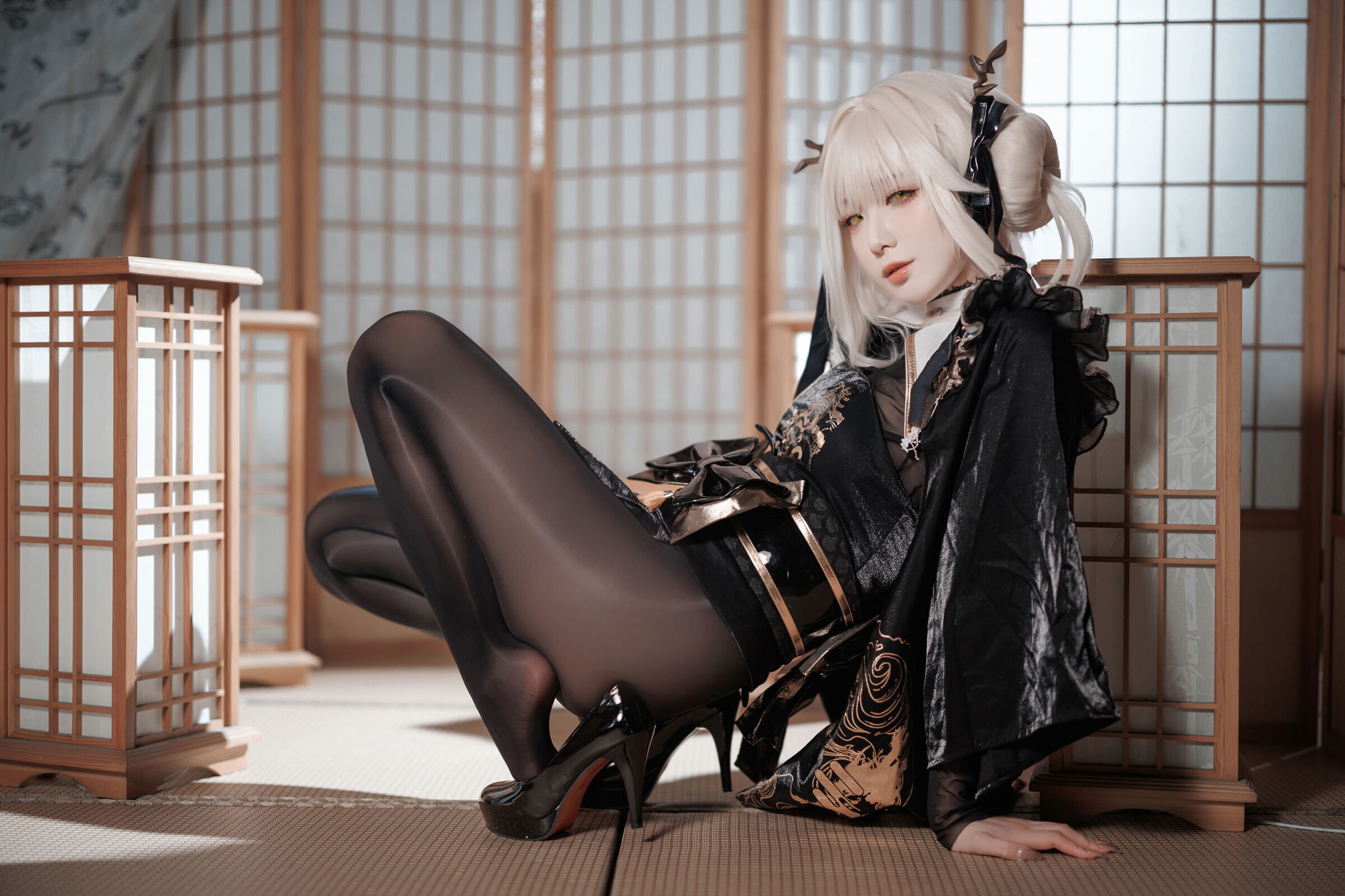 Fengjiang v Nikke White Rabbit Blaner Kimono